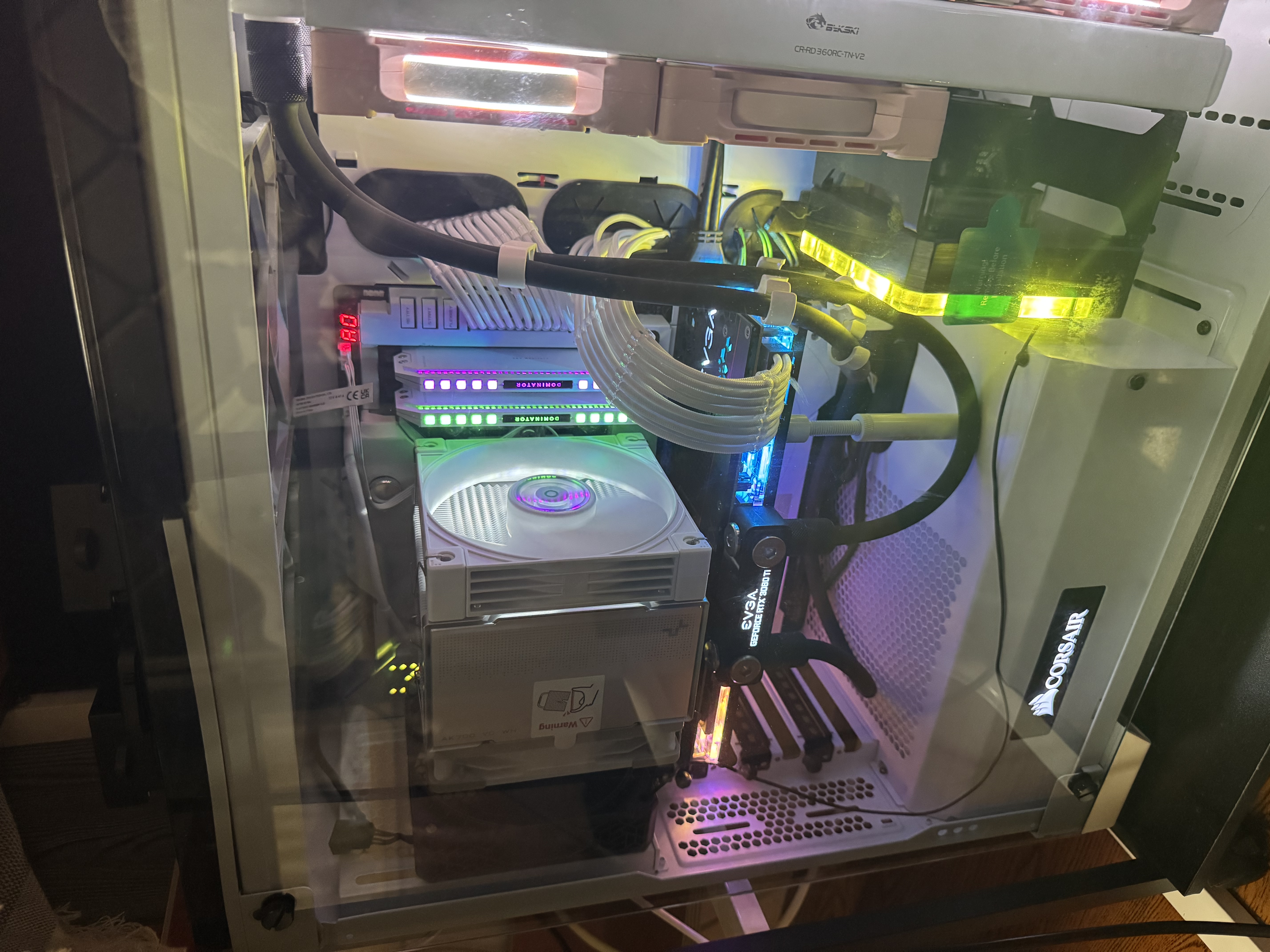 九州风神（DEEPCOOL）冰立方AK700白 VC版CPU风冷散热器/7热管单塔/内存避位/VC2.0底座/三相十极十二槽风扇/3年质保 实拍图