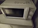 美的（Midea）变频家用微波炉经典双旋钮360°转盘加热 智能解冻 五档火力18L容量213B升级款一级能效（M13J） 实拍图