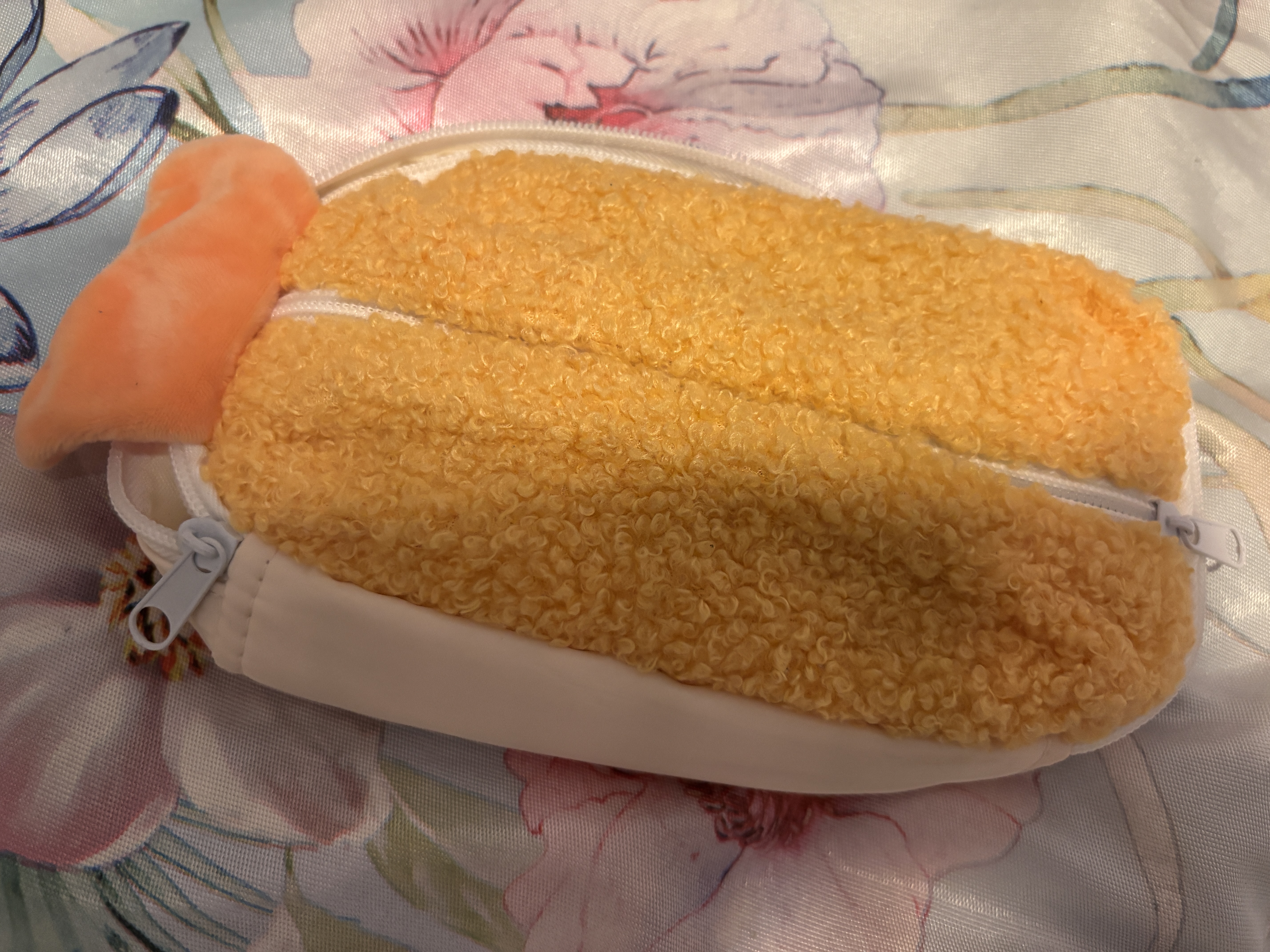 名遇毛绒炸虾笔袋小学生大容量文具盒高颜值可爱造型多功能笔袋初高中文具袋开学必备用品 实拍图