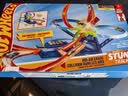 风火轮（HOT WHEELS）生日礼物儿童赛车玩具礼盒男孩玩具-特技超级大回环特技套装HTK16 实拍图