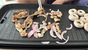 小熊（Bear）烤肉锅电烤盘 家用电烧烤炉 电烤炉多功能锅烤串烤肉一体不沾烤串机可拆烧烤炉DKL-H21P1 实拍图