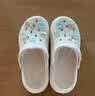 名创优品（MINISO）洞洞鞋男女款EVA夏外穿沙滩凉鞋防滑踩屎感情侣 白色+浅蓝蝶语 实拍图