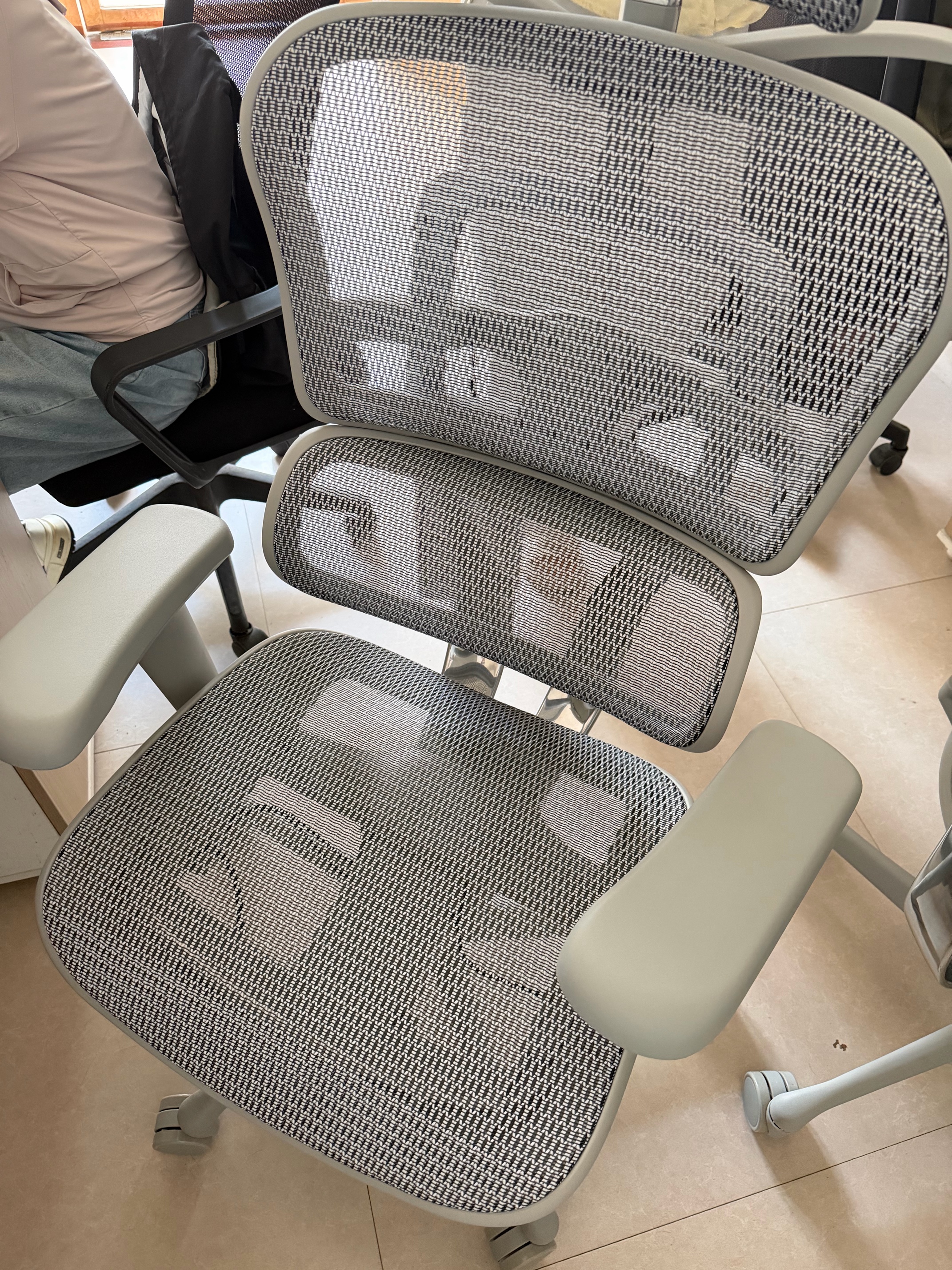 Ergonor保友金豪b雄鹰 人体工学椅 电脑椅 电竞椅办公椅子可躺老板椅 【金豪b雄鹰X】银白网 实拍图