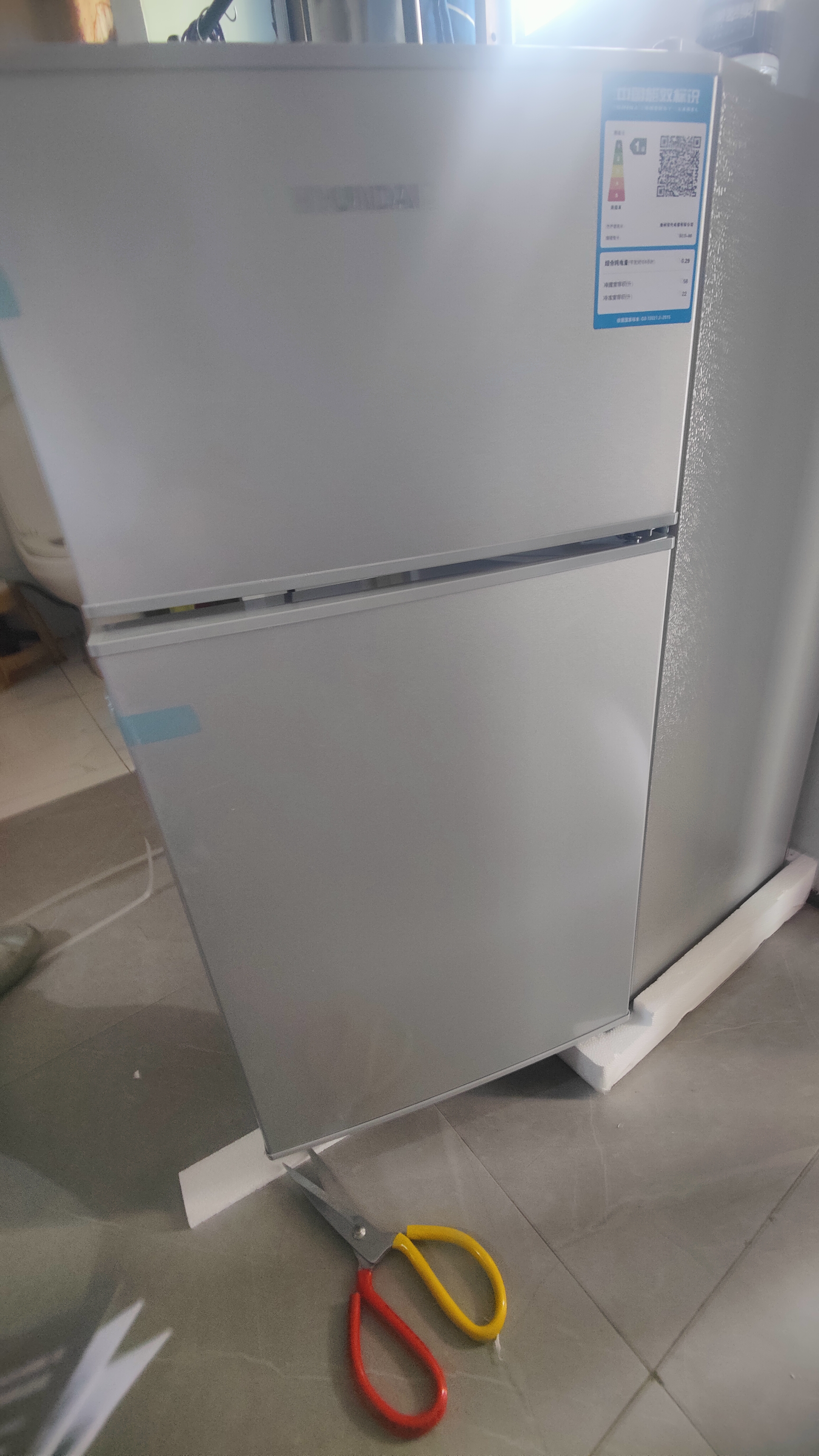 HYUNDAI（韩国）小冰箱迷你小型家用冷藏冷冻宿舍出租房办公室双开门二门电冰箱节能省电 80L银【租房神器+高性价比】 实拍图