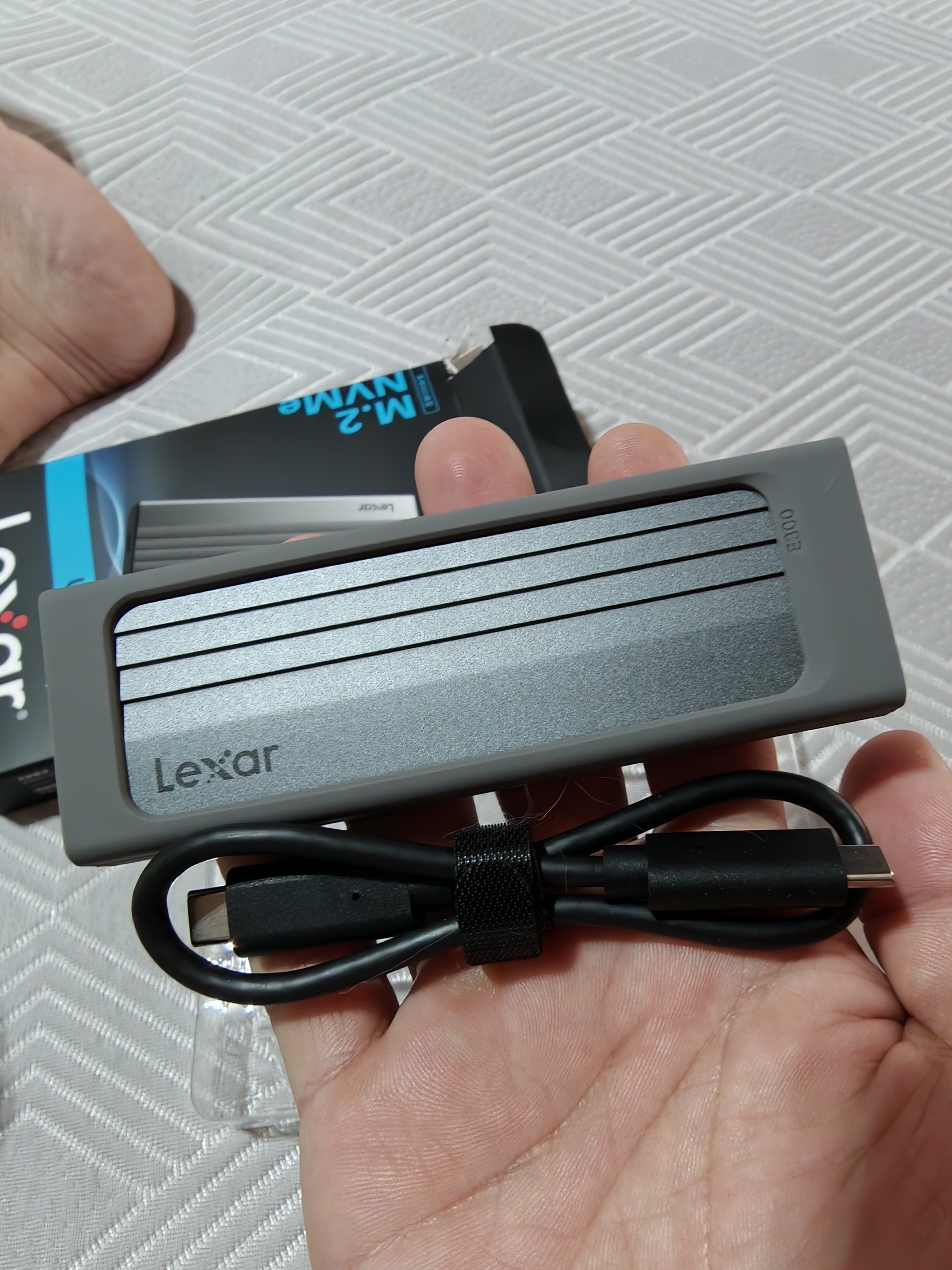 雷克沙（Lexar）M.2 SSD固态硬盘移动硬盘盒 M.2 NVMe协议 Type-C传输 适用笔记本电脑苹果17外接硬盘盒 金属散热  实拍图
