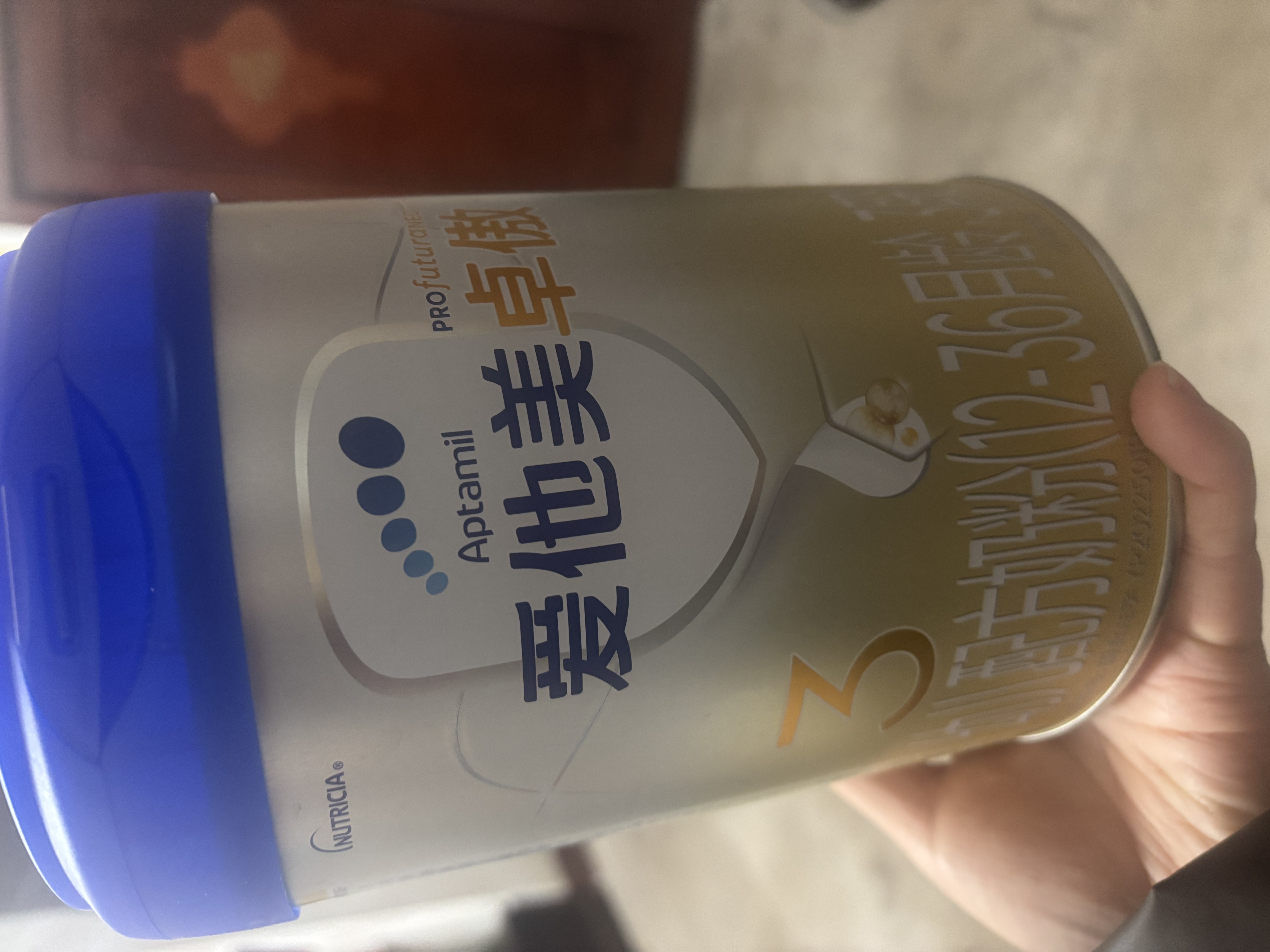 爱他美（Aptamil）爱他美 卓傲幼儿配方奶粉 3段(12-36个月) 800g*1罐 益生元 实拍图