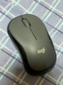 罗技（Logitech）M220 轻音鼠标 无线鼠标 办公鼠标 对称鼠标 带无线微型接收器 灰黑色 实拍图