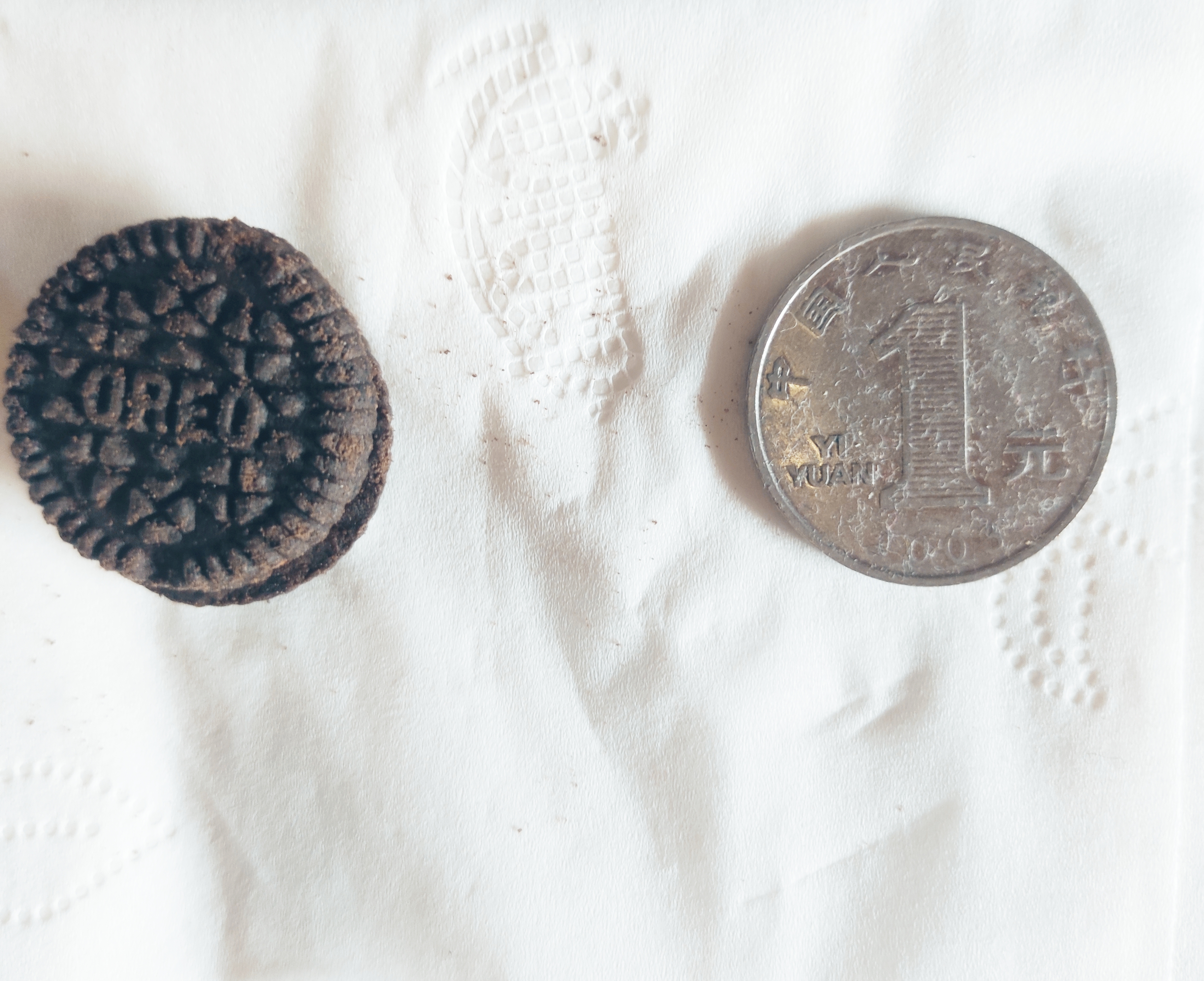 奥利奥（Oreo）小黄人联名零食组合 赠橡皮笔&贴纸 303g 儿童零食 早餐饼干 实拍图