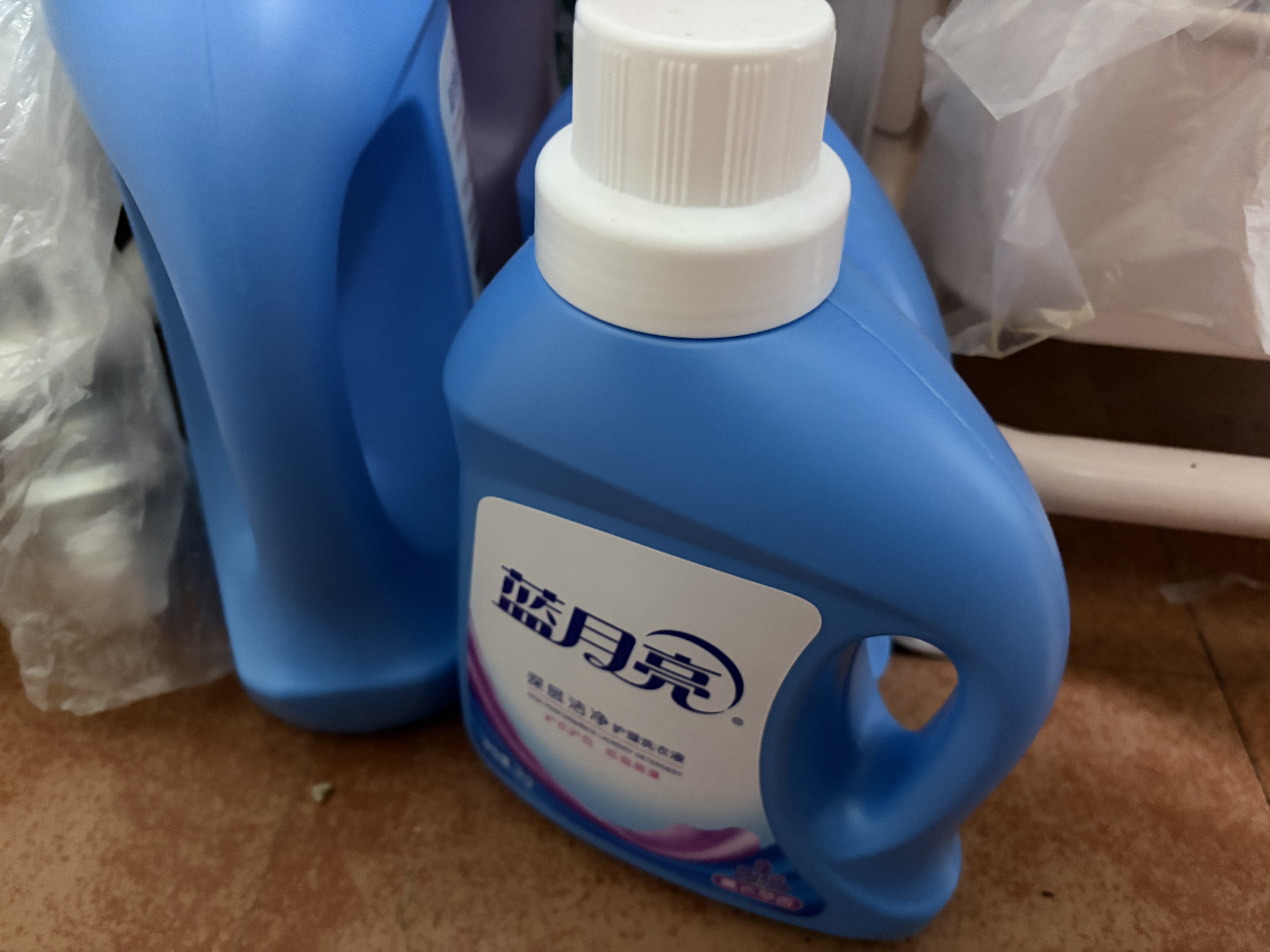 蓝月亮深层洁净洗衣液 薰衣草香 3kg瓶+1kg*3瓶 高效除螨 强效去污 实拍图