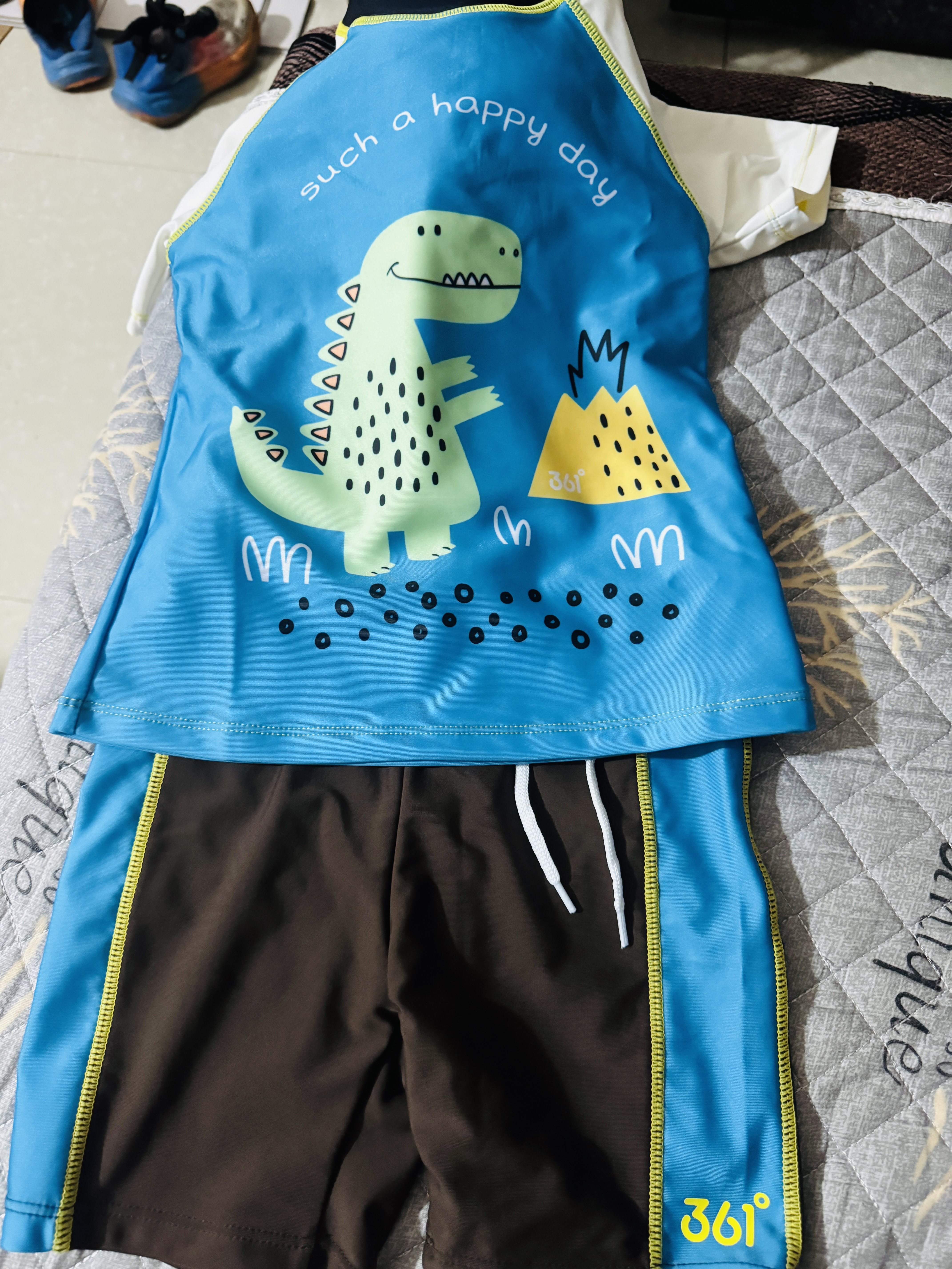 361°儿童泳衣男童分体中小童游泳衣泳裤两件套学生运动温泉泳装 实拍图