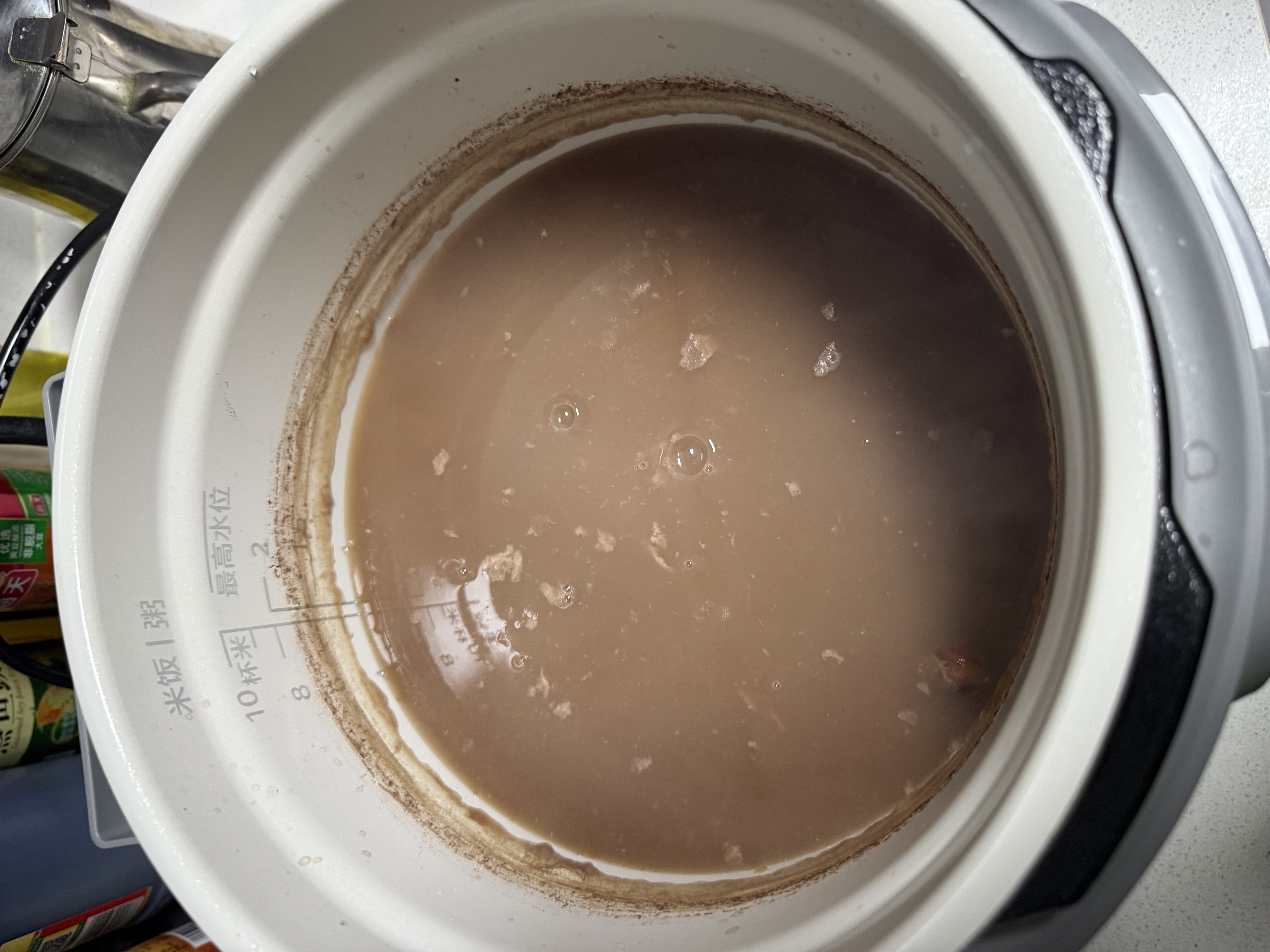美的（Midea）有钛青瓷0涂层营养蒸电压力锅5L 智能预约多功能一体高压电饭锅MY-E5811G家用4-6人开盖火锅电饭煲 实拍图