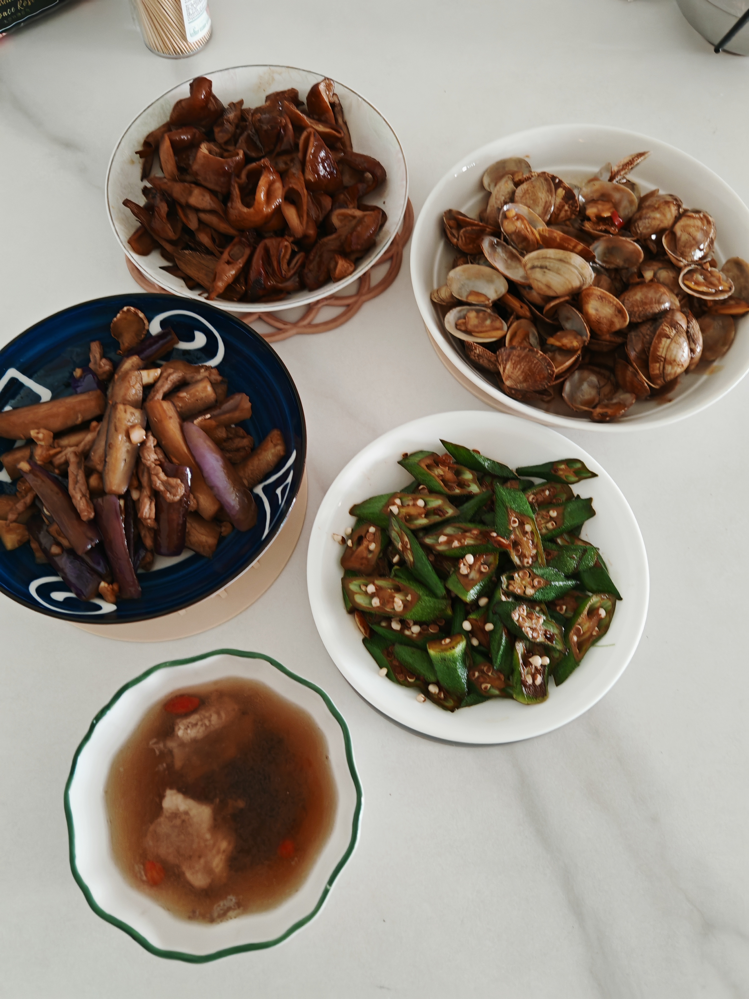 飞鹤星蕴妈妈孕妇0段孕产妇成人奶粉 (怀孕及哺乳期适用）700g*2罐装 实拍图