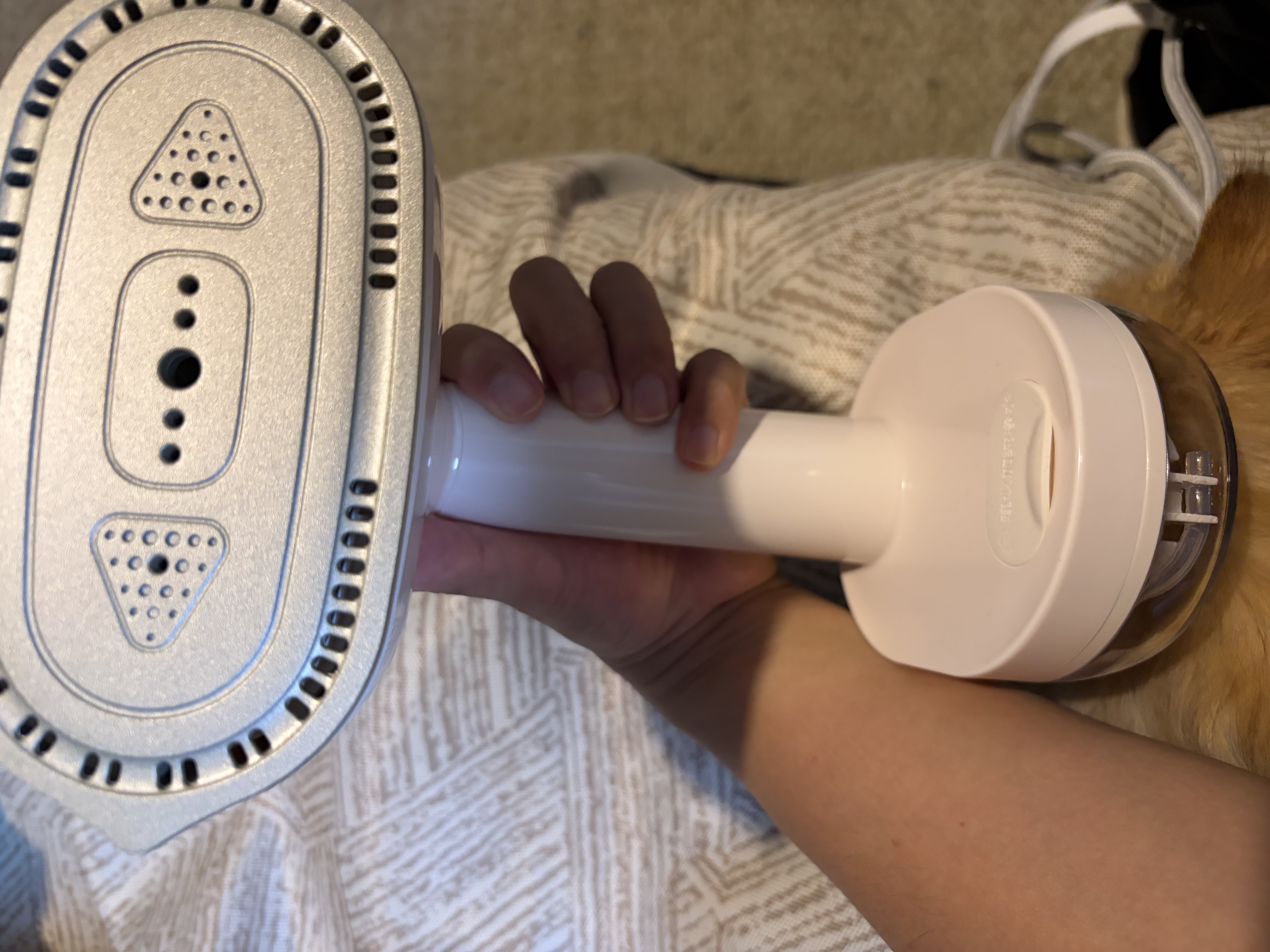 苏泊尔（SUPOR）【新一代吸烫机】吸附式手持挂烫机家用小型大蒸汽150ml熨烫机大功率除菌电熨斗EGH-S920A团购礼物 实拍图