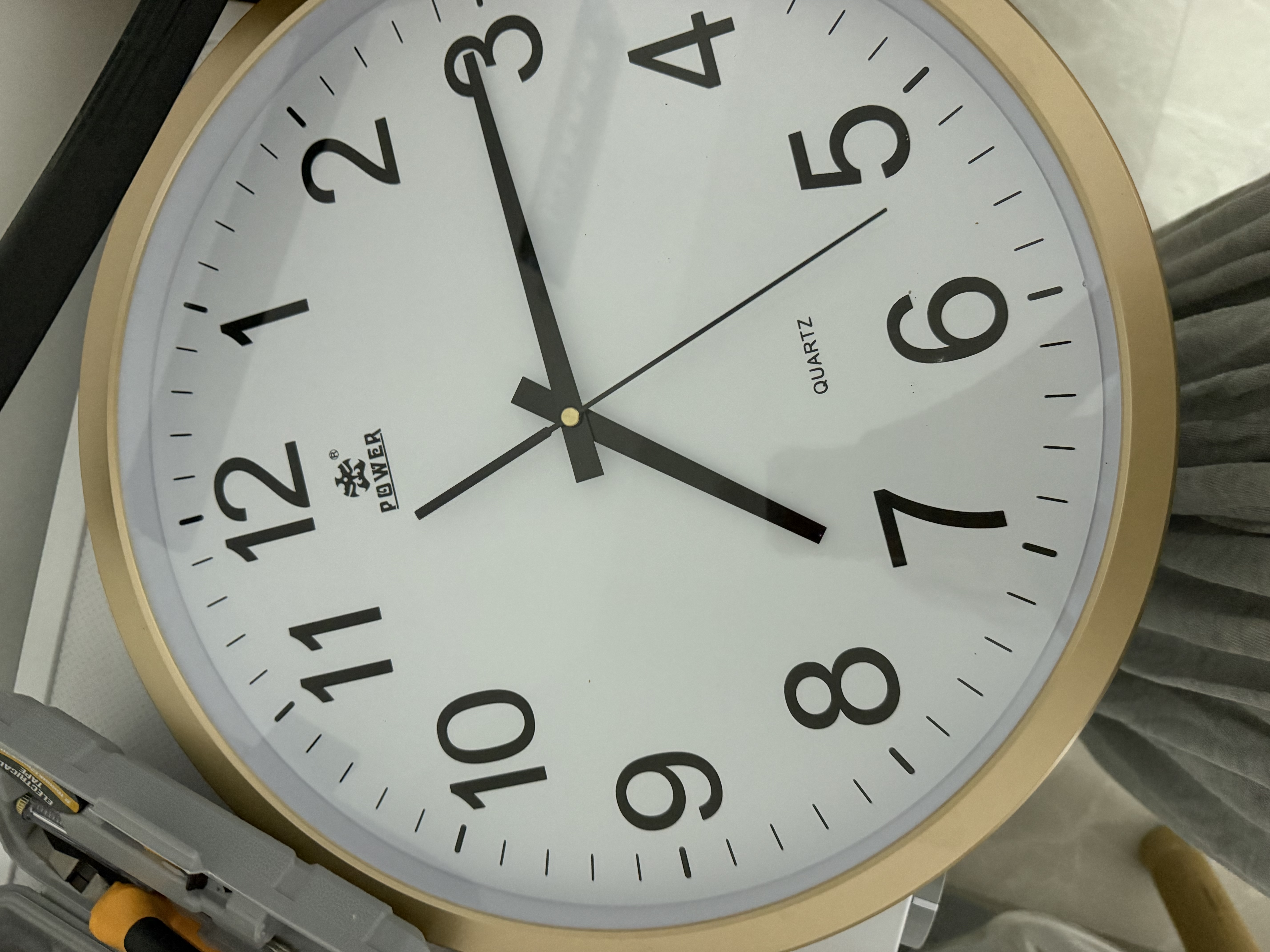 POWER霸王钟表 客厅家用挂钟简约挂表挂墙石英钟40cm金色BW23012A 实拍图