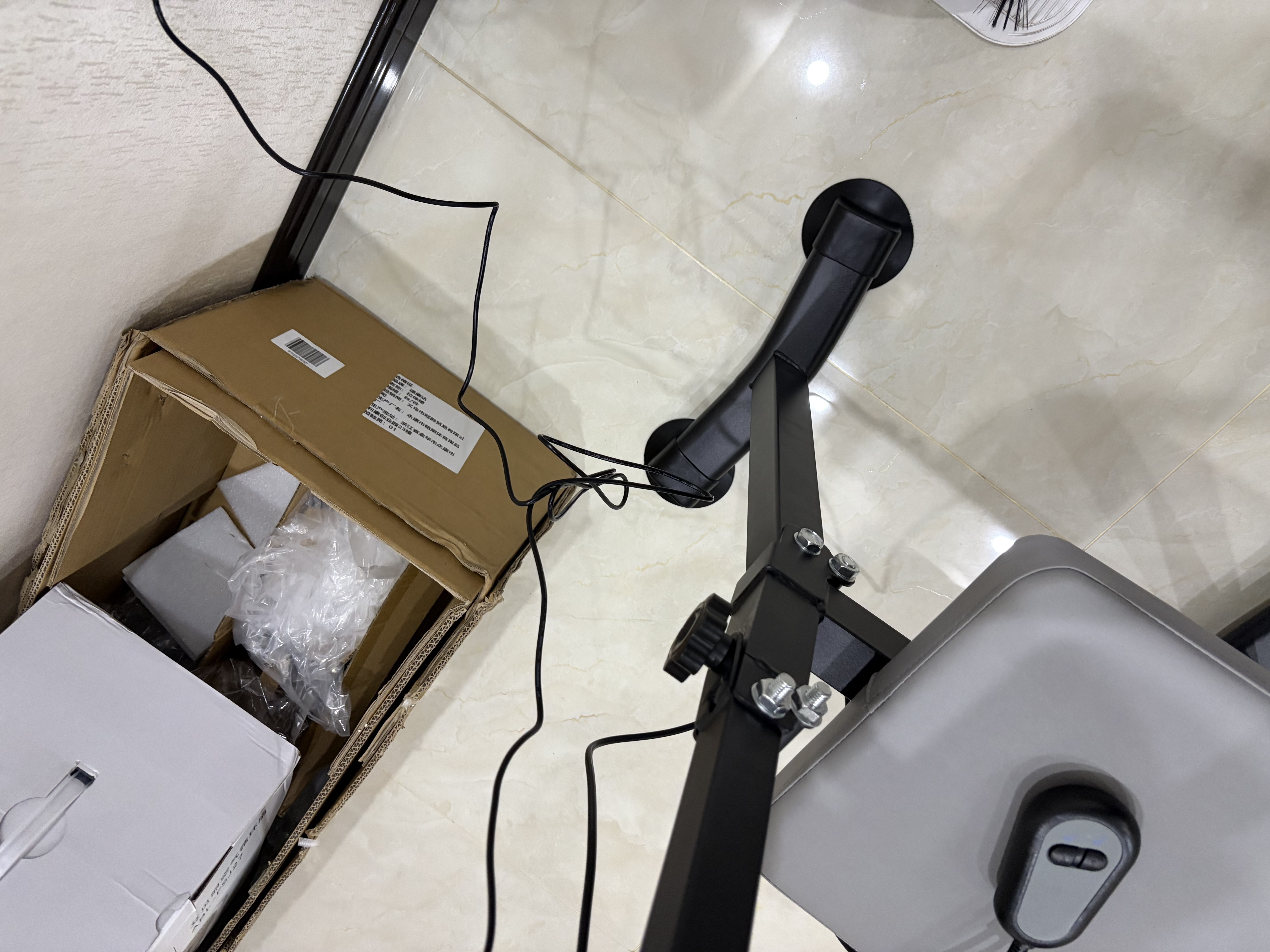 适康达电动颈椎牵引器家用颈椎牵引椅颈椎全自动拉伸吊挂式矫正器倒立机 可折叠电动/受力均匀/加粗精钢【升级静音加强电机】灰 晒单实拍图