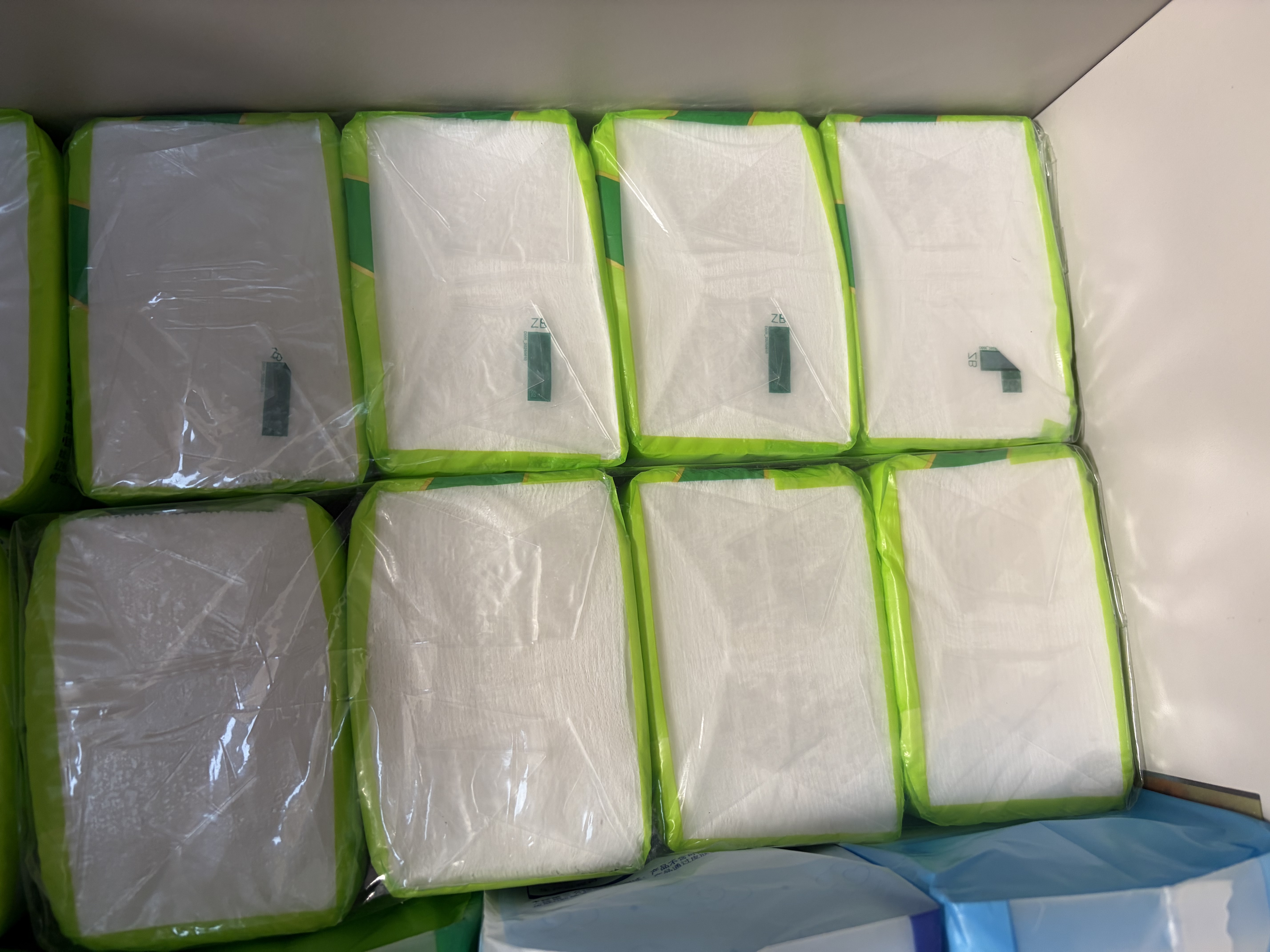 心相印纸巾云感柔肤抽纸面巾纸中号M号大包装软抽纸纸巾 M码88抽*16包 实拍图