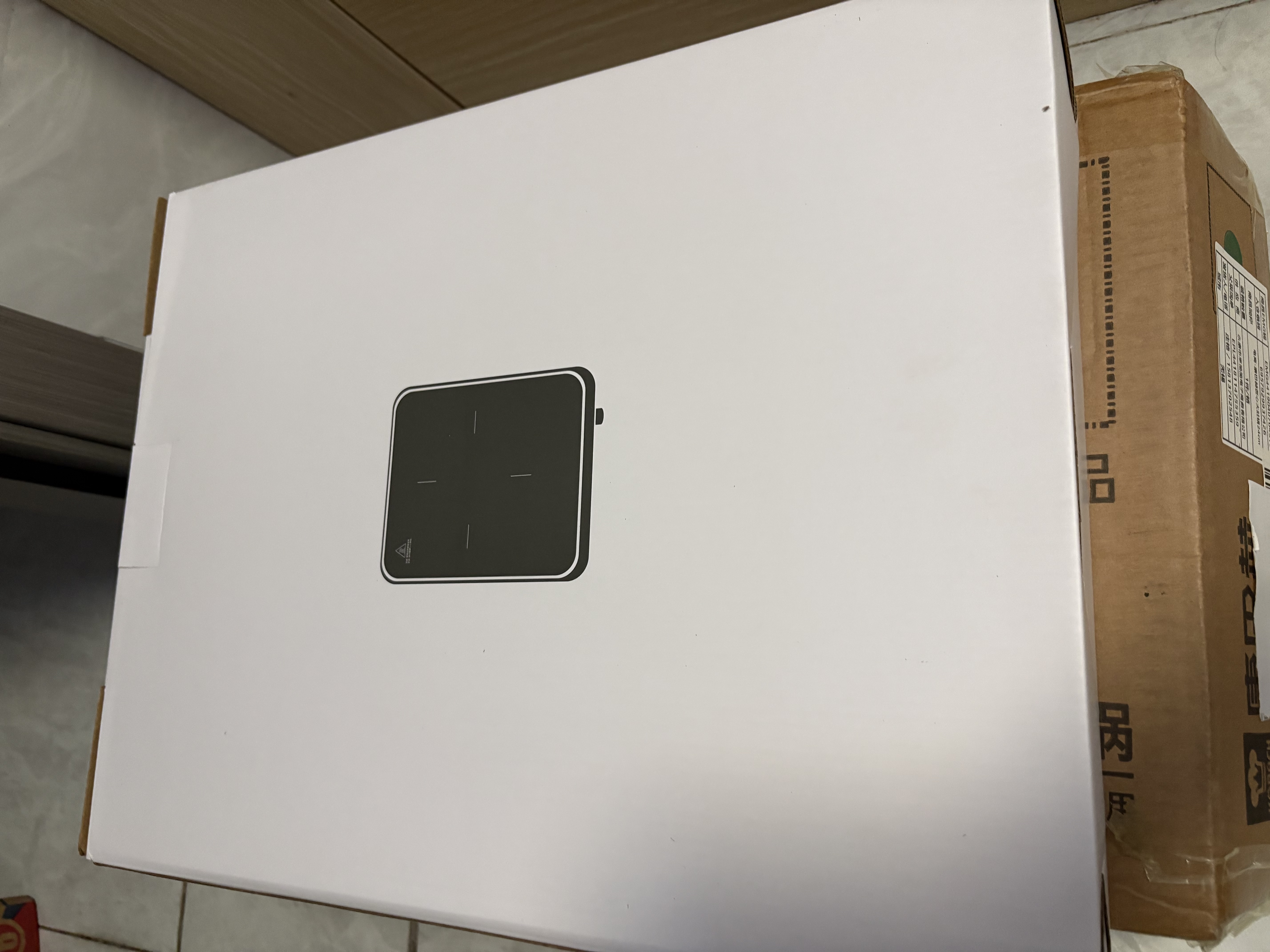 olayks立时 电磁炉 家用电池炉 电磁灶 2200W大功率 超薄大面板双层线圈 多功能爆炒火锅炉白色OLK-C01 实拍图