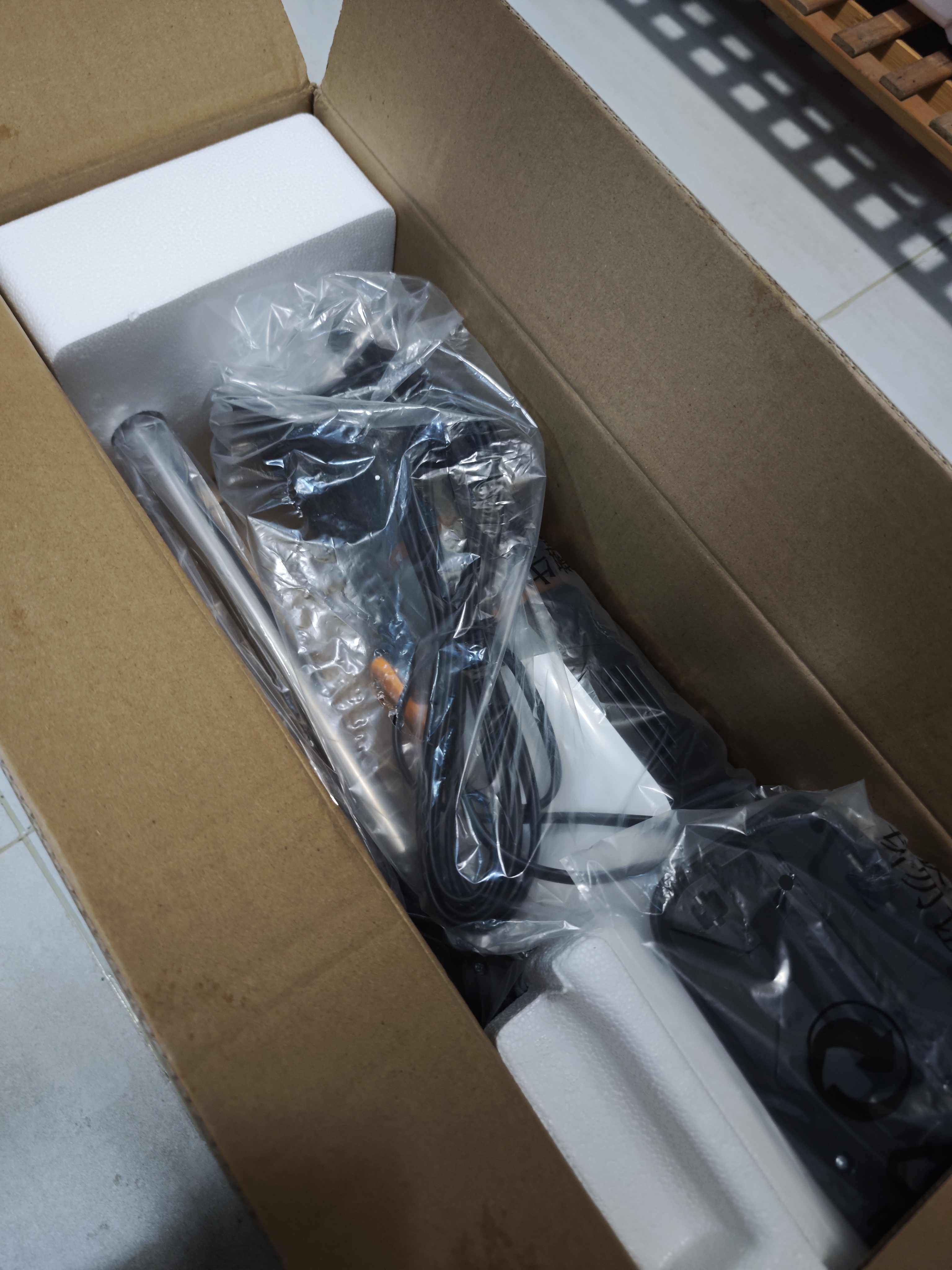 德尔玛（Deerma）【升级17Kpa吸力】DX170 小型家用立式吸尘器17Kpa手持吸尘机家庭适用 立式/手持吸尘器 宠物吸毛 实拍图