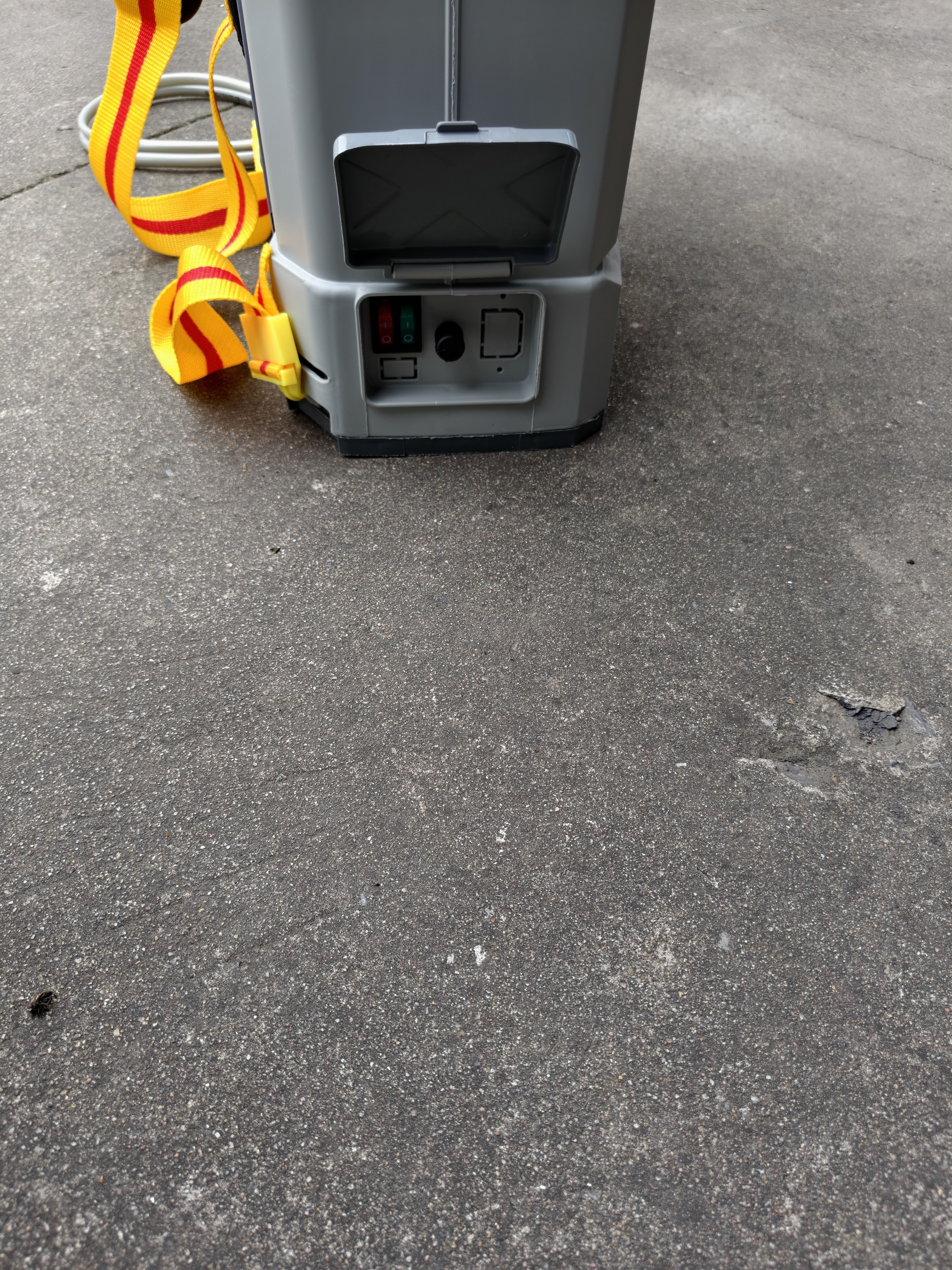 宇森电动喷雾器农用打药机背负式喷雾器锂电池高压杀菌消毒喷雾器 实拍图
