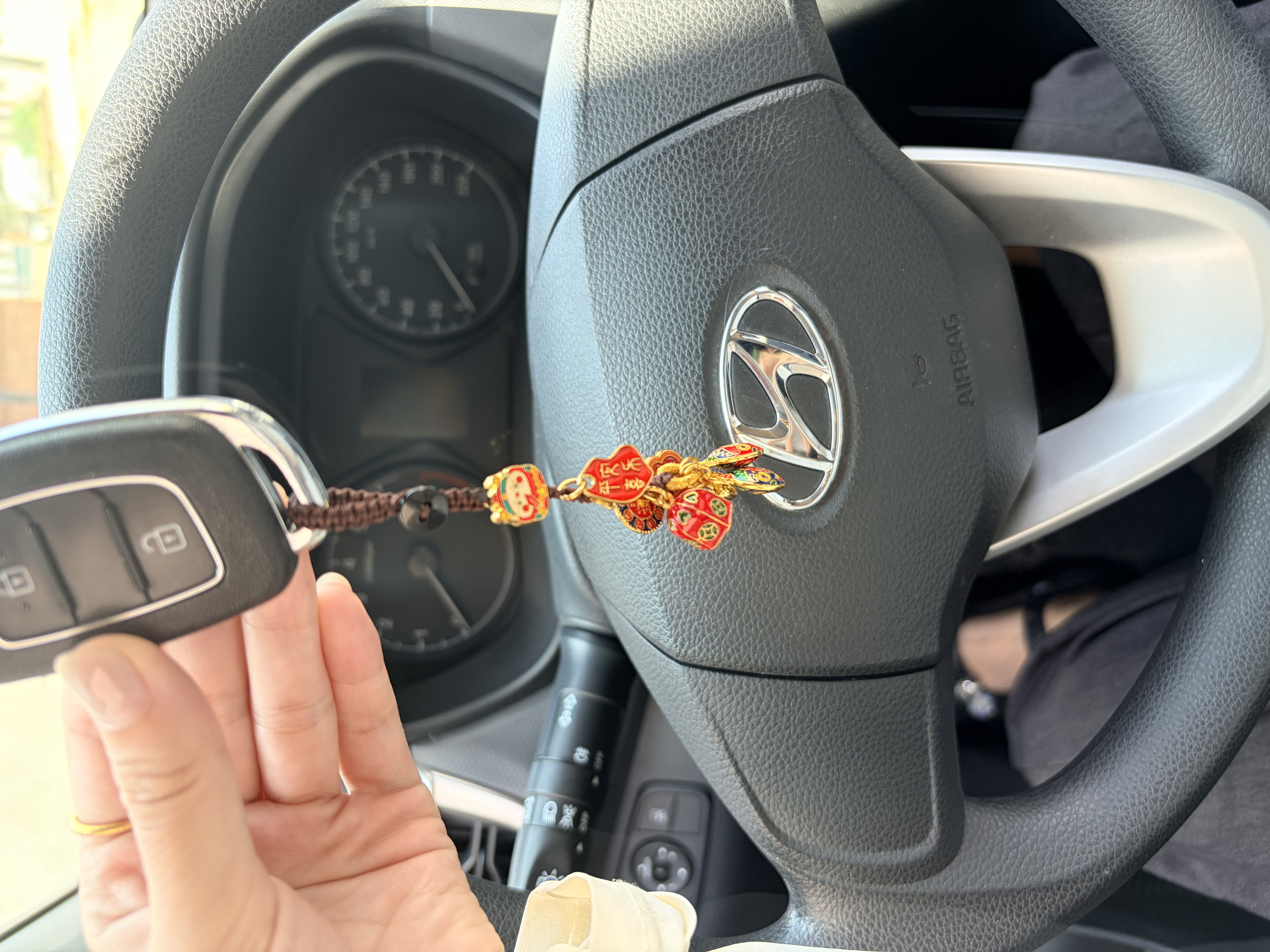 繁夏招财钥匙扣挂件财神爷一家三口纳福吞金兽汽车钥匙手机挂饰挂链 实拍图
