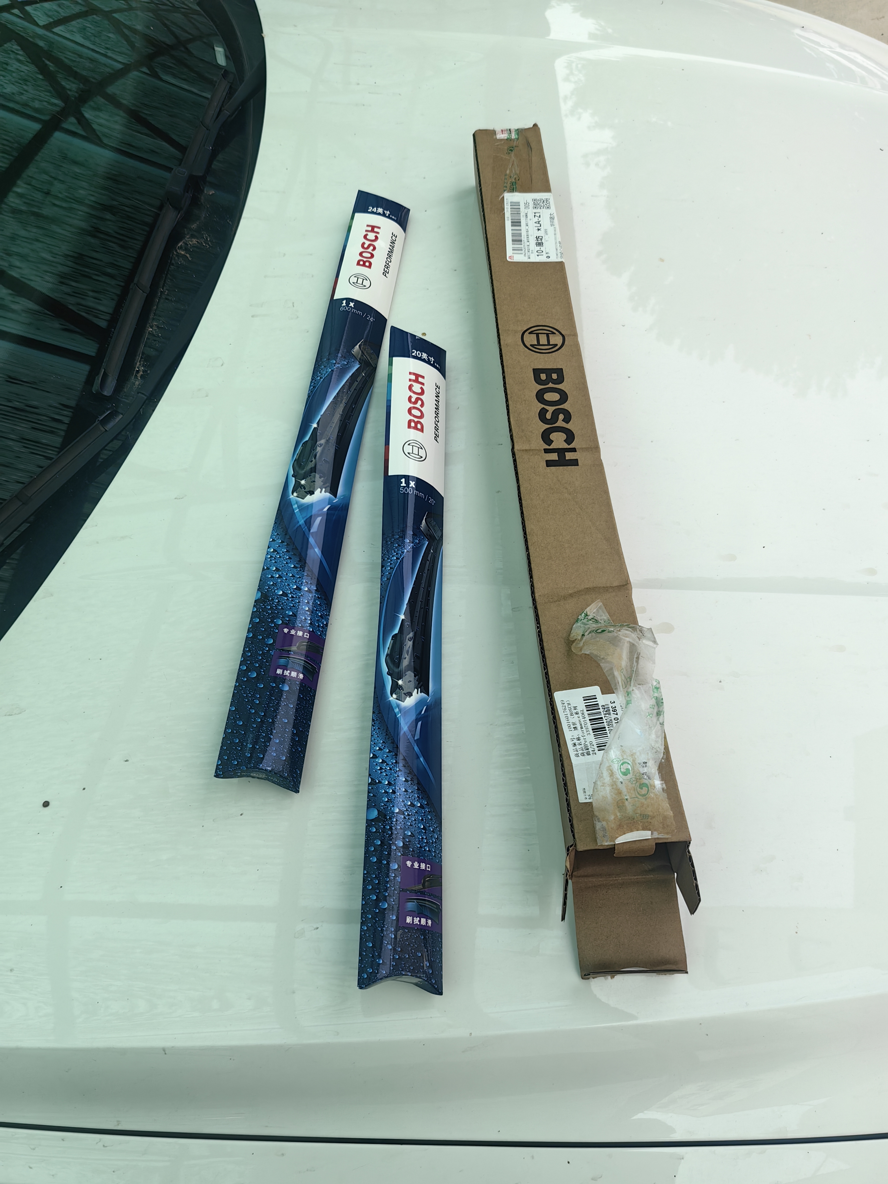 博世（BOSCH）Performance系列雨刷雨刮器24/20 适配宾利飞驰V8 实拍图