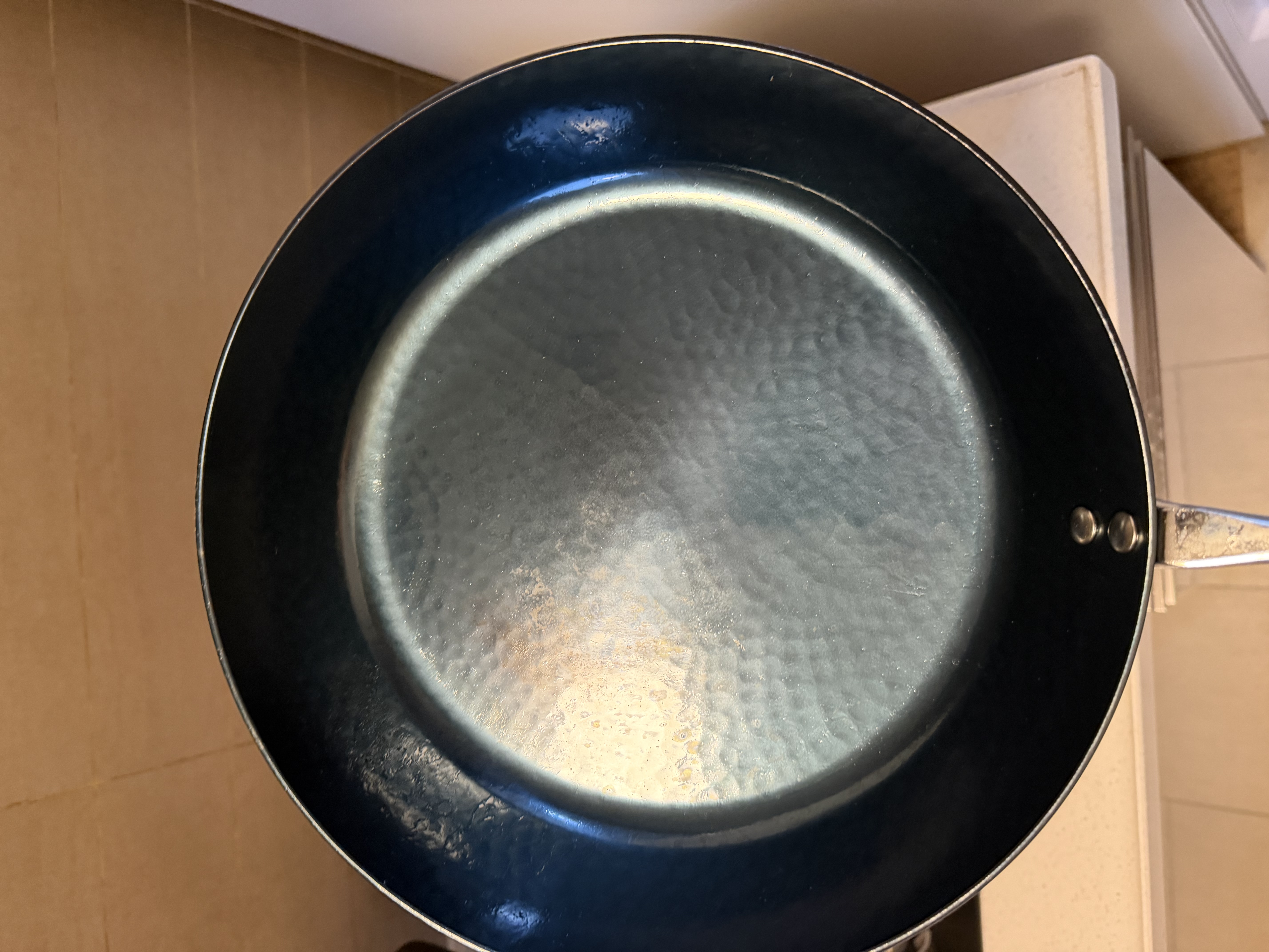 臻三环铁锅平底煎锅烤肉煎锅无涂层不易粘锅小平底锅辅食厨具 烤蓝木把 26cm 实拍图