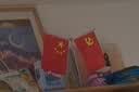 优和（UHOO）国庆节党旗国旗摆件办公室桌面会议桌旗中国小国旗小红旗摆件家用带底座五星红旗帜 圆形水晶0276 实拍图