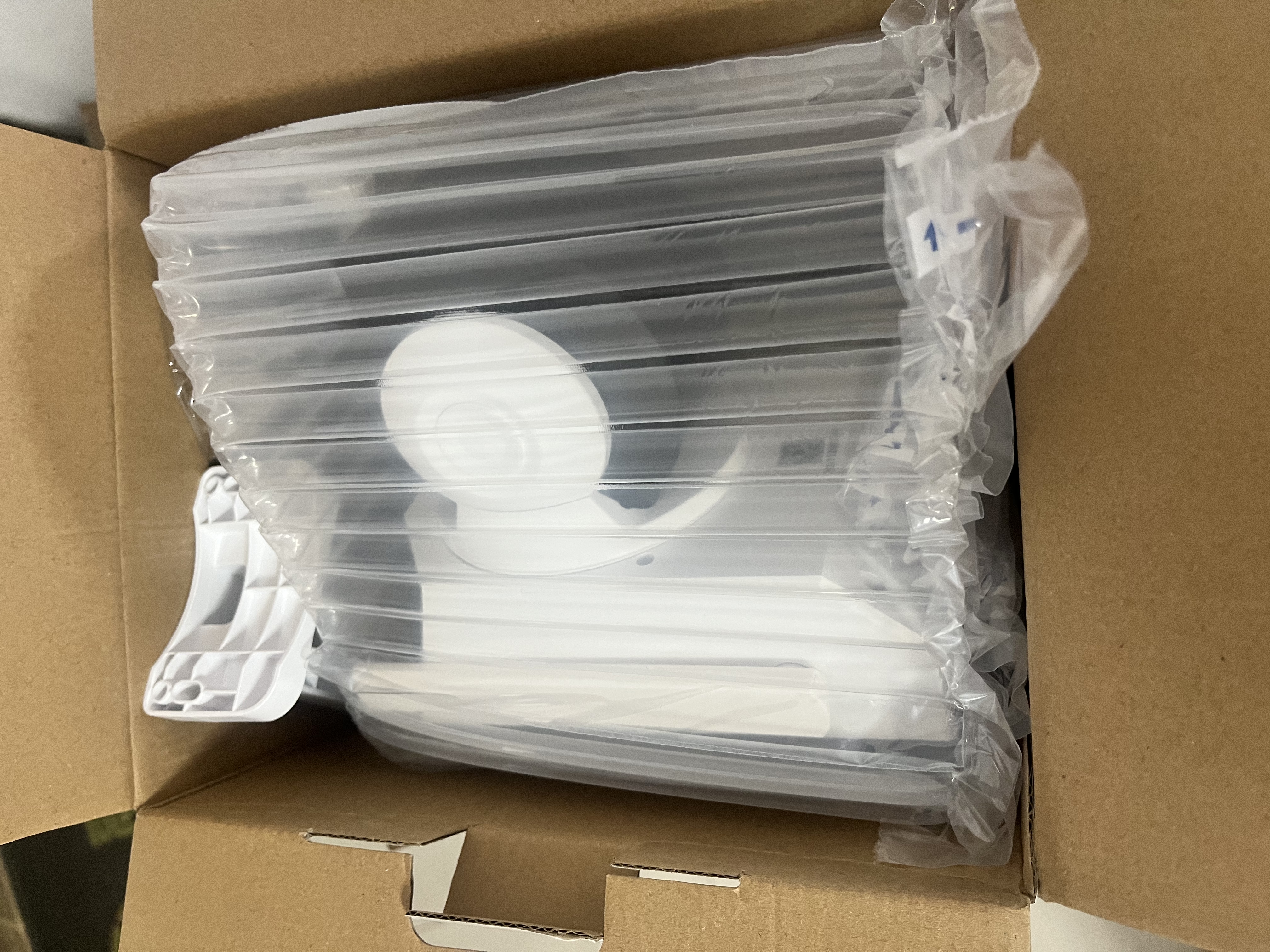 镭威视4g太阳能摄像头终身免流量AI室外免插电无电无网手机远程户外监控器家用360度无死角高清全景夜视 实拍图