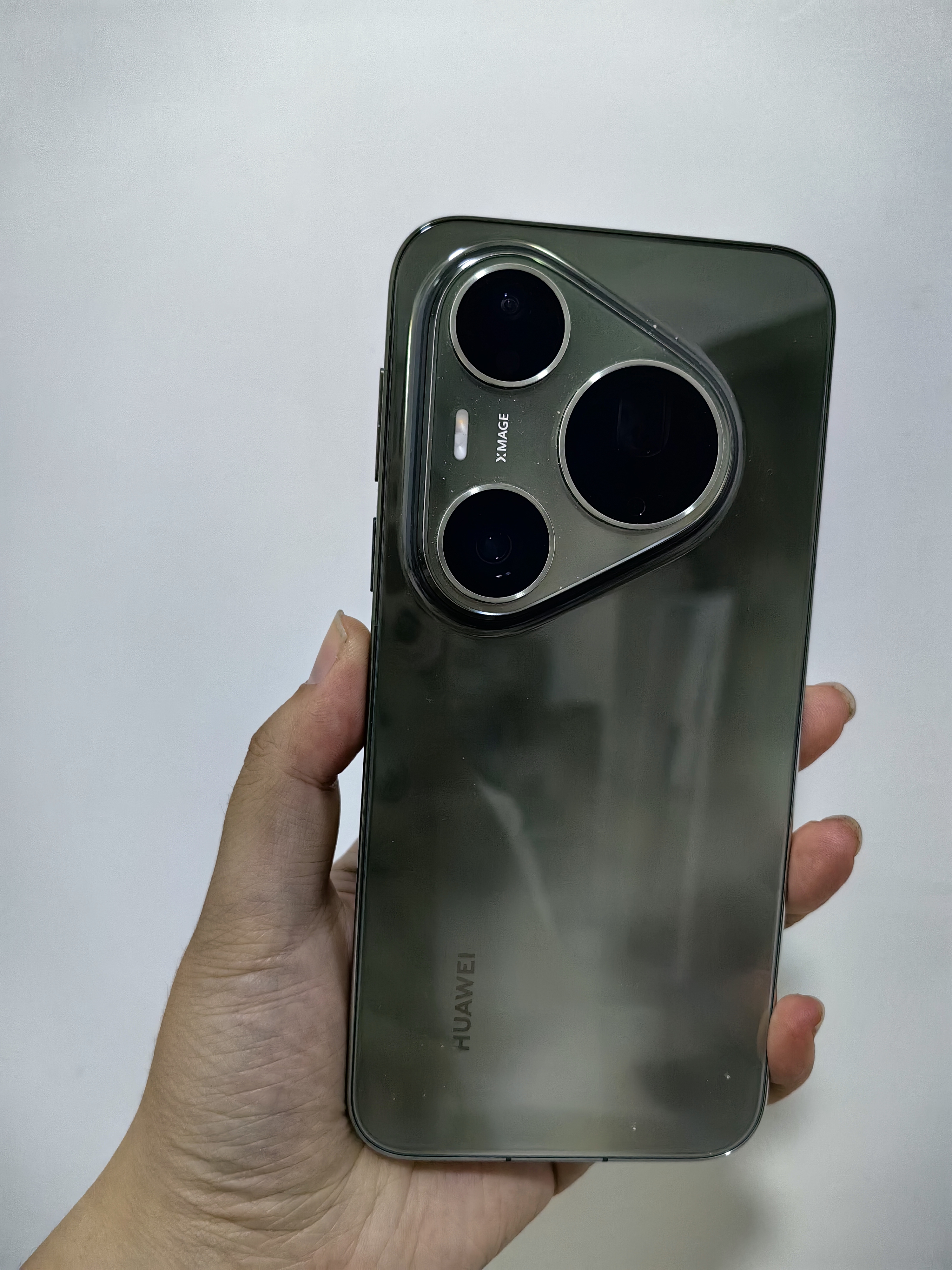 HUAWEI Pura 90 Pro Max 16GB+1TB 翡翠湖 超大底2亿长焦 XMAGE智拍 鸿蒙智能手机华为手机 实拍图
