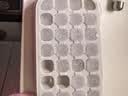 ecoco按压冰块模具定量冰格制冰盒家用带盖自动注水食品级冰盒E25004白 实拍图
