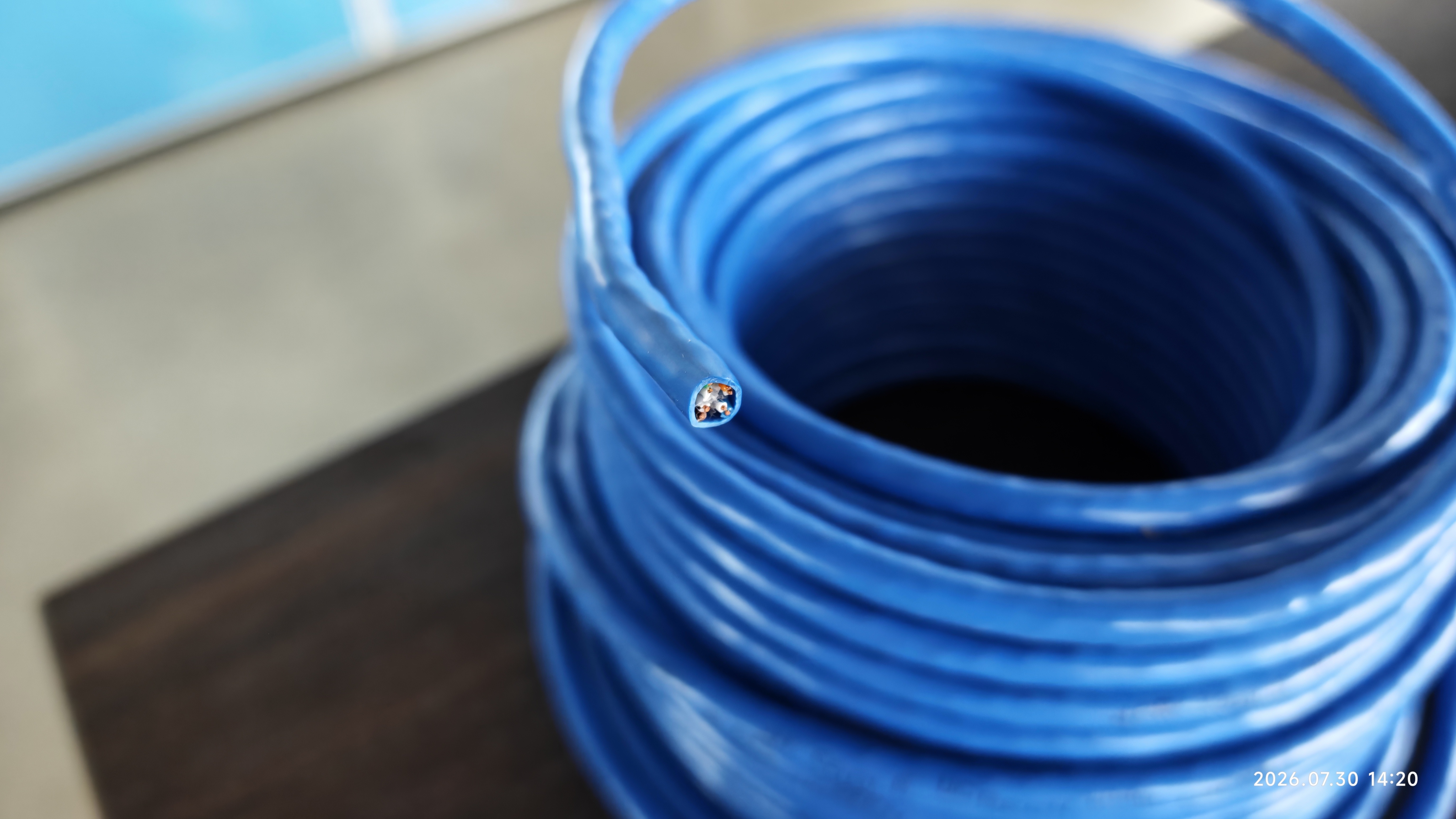 绿联六类网线千兆【0.57±0.008mm纯铜线芯】CAT6类非屏蔽双绞线 家装POE监控装修布线工程箱线 30米 实拍图