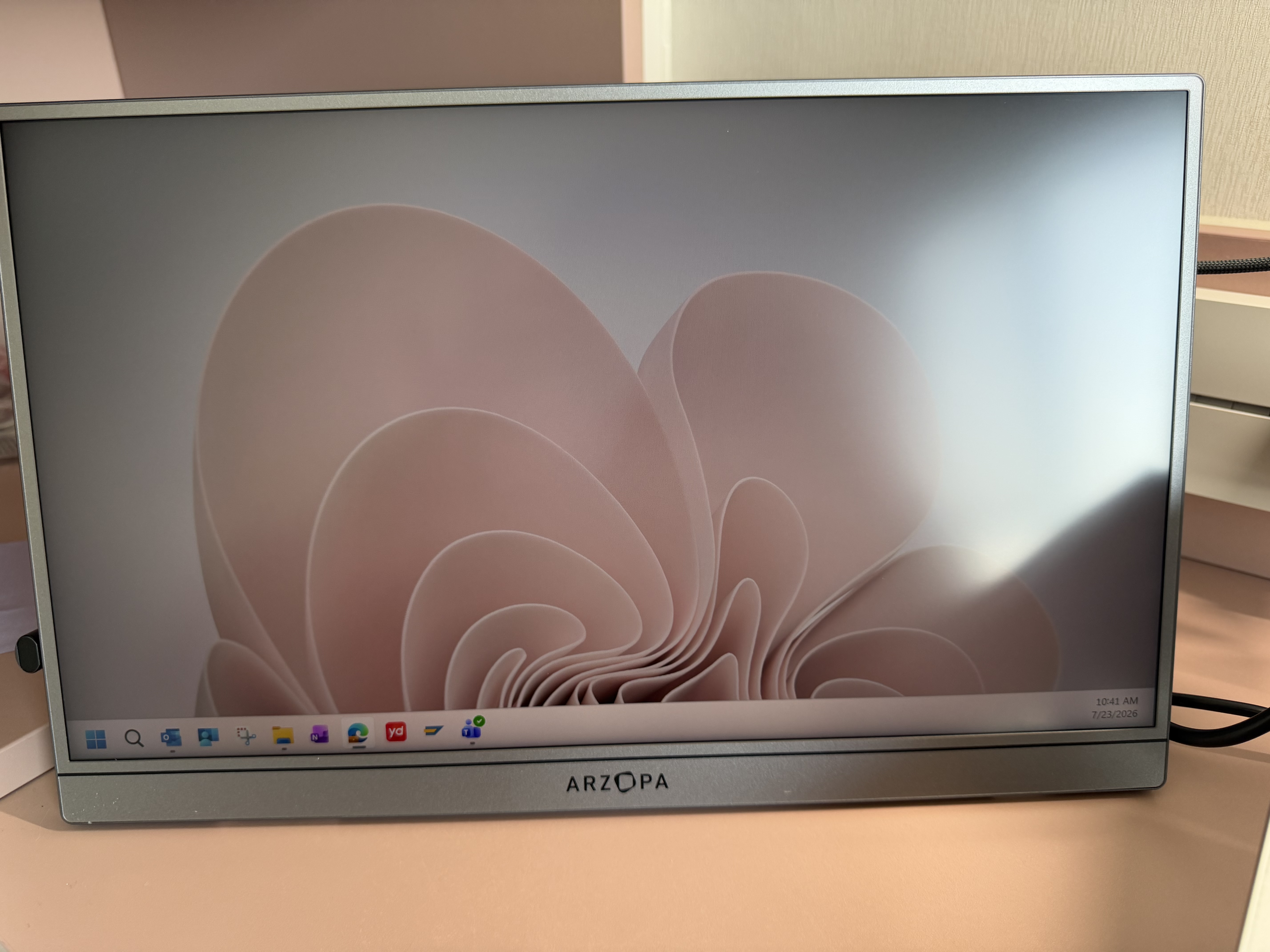 ARZOPA16.1英寸2.5K 240Hz 高色域便携式显示器 笔记本电脑手机副屏Ps5/4显示屏Z3FC utral 实拍图