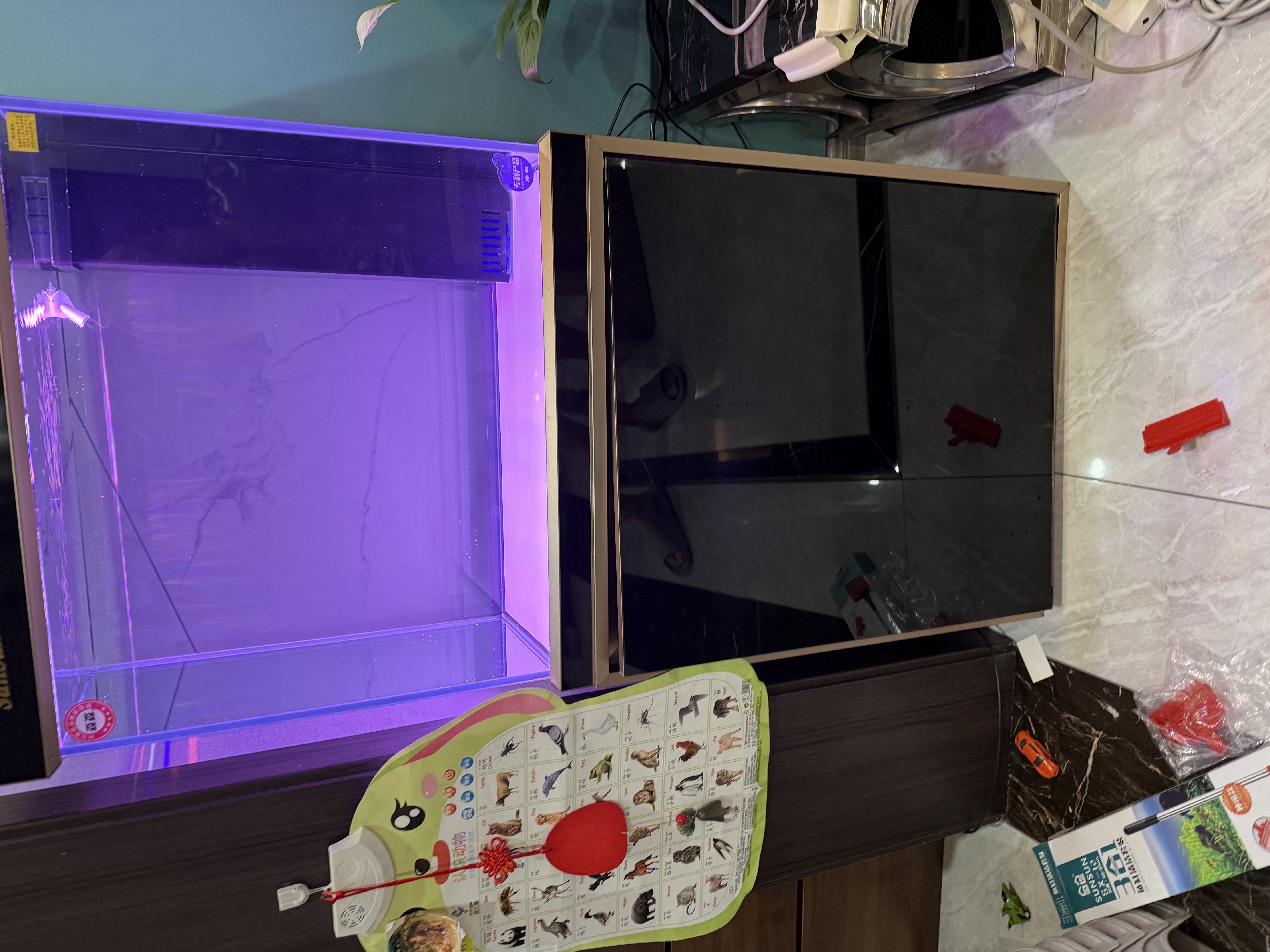 森森（SUNSUN）大型鱼缸底过滤水族箱客厅家用落地玻璃生态金鱼缸 【实时温显+灯控】经典黑 0.6米长35cm宽 实拍图