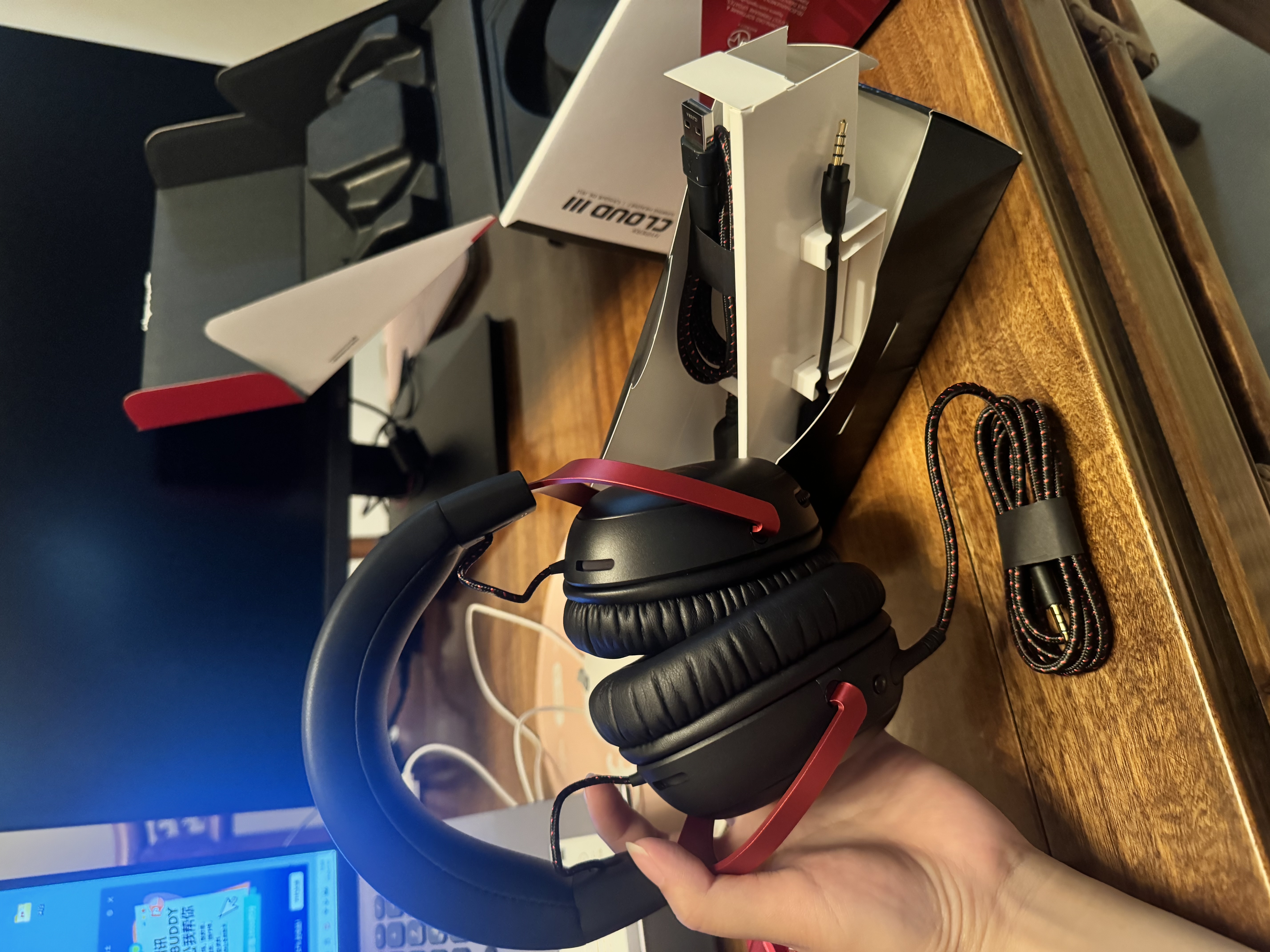极度未知（HYPERX）飓风2升级款飓风3 头戴式游戏电竞耳机电脑耳麦 吃鸡游戏耳机 适配三角洲行动 【飓风3黑红】金榜精选丨DTS音效 头戴式游戏耳机 实拍图