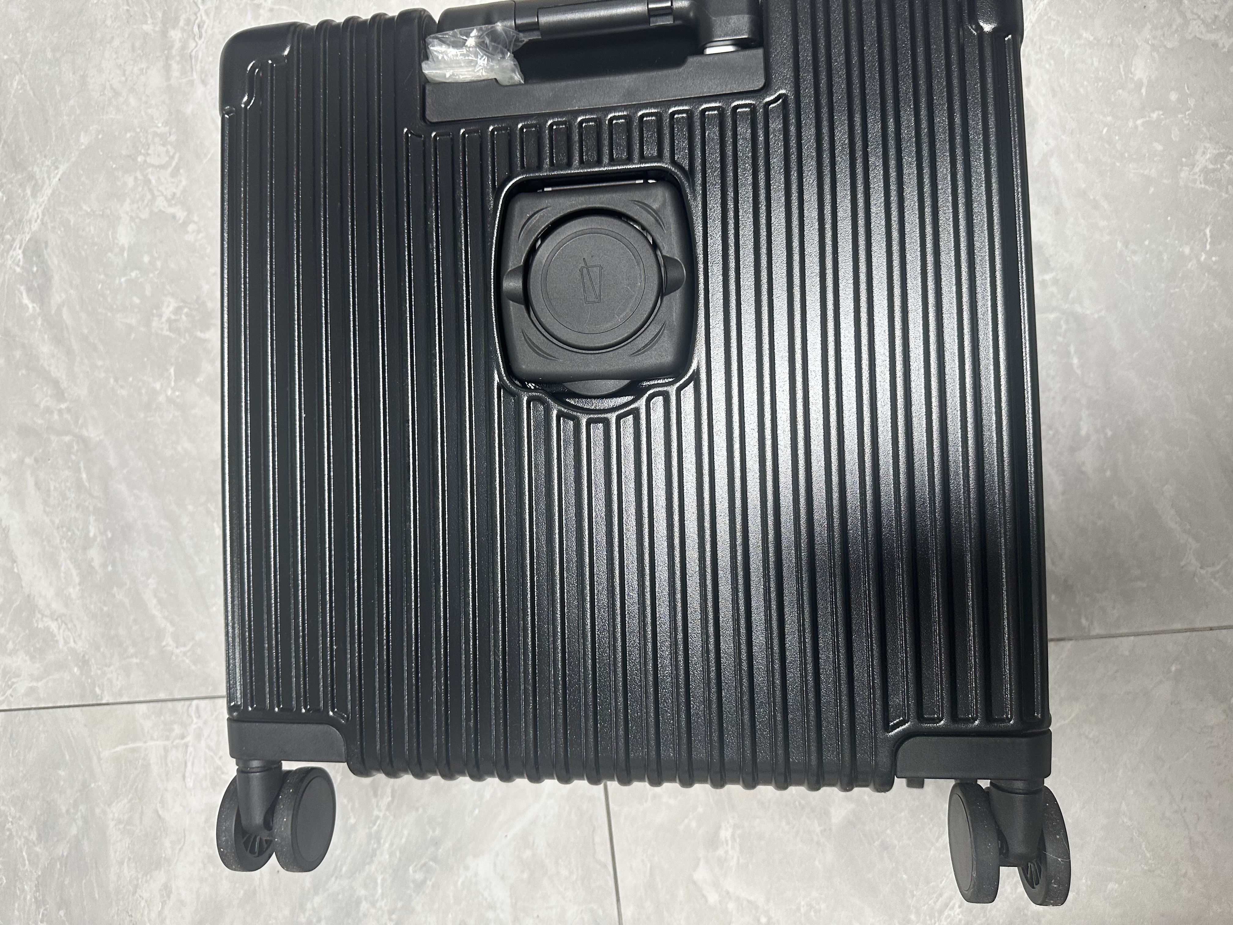 Walker Shop品牌行李箱男登机箱女铝框拉杆箱小型轻便商务旅行箱前开盖密码箱 黑色 18英寸 【横版登机箱】 实拍图