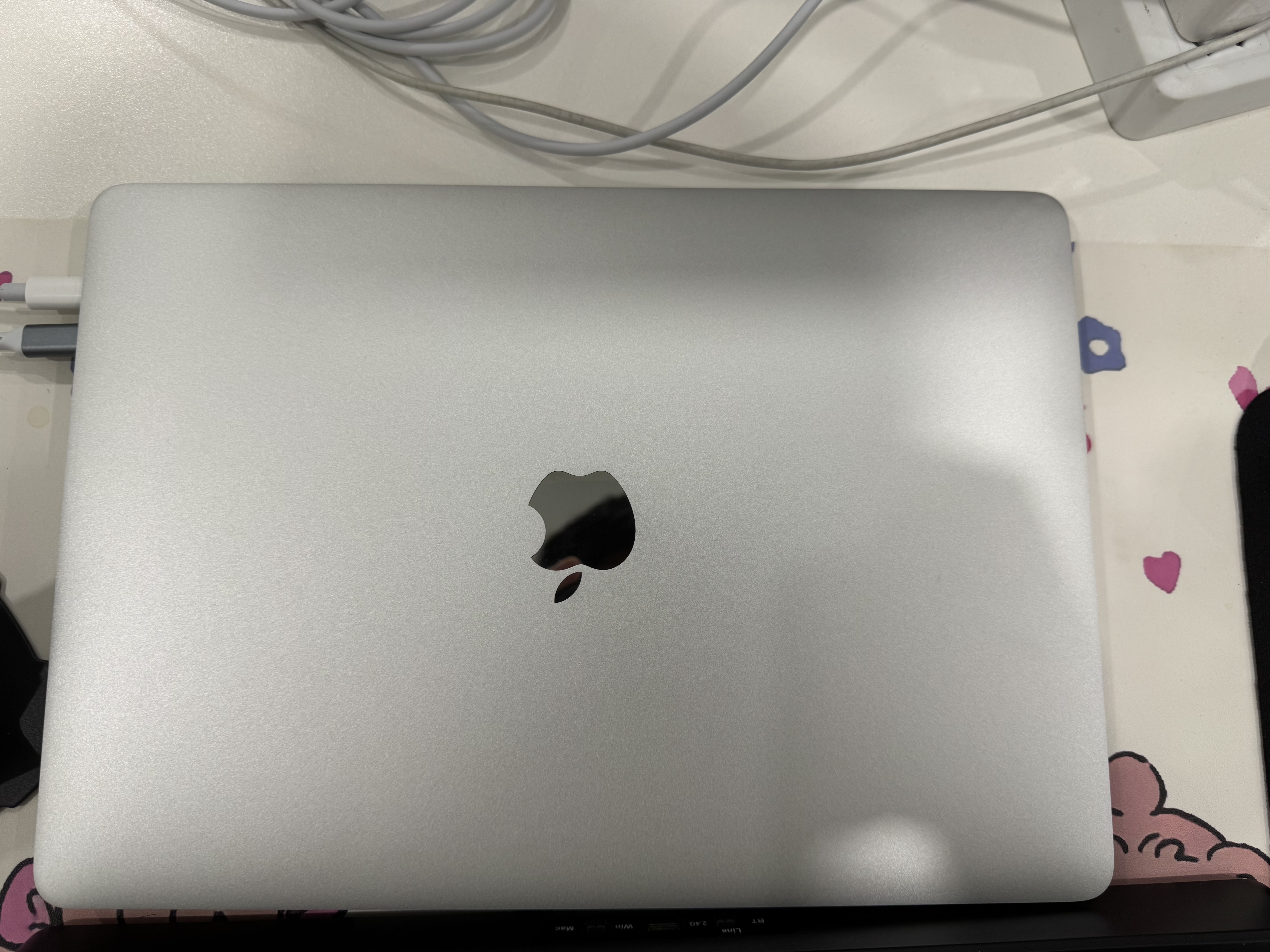 苹果（Apple） MacBook Pro/Air 二手苹果笔记本电脑 商务 办公 游戏 设计 剪辑 99新20款P42灰/银机皇i7-16G/512G 实拍图