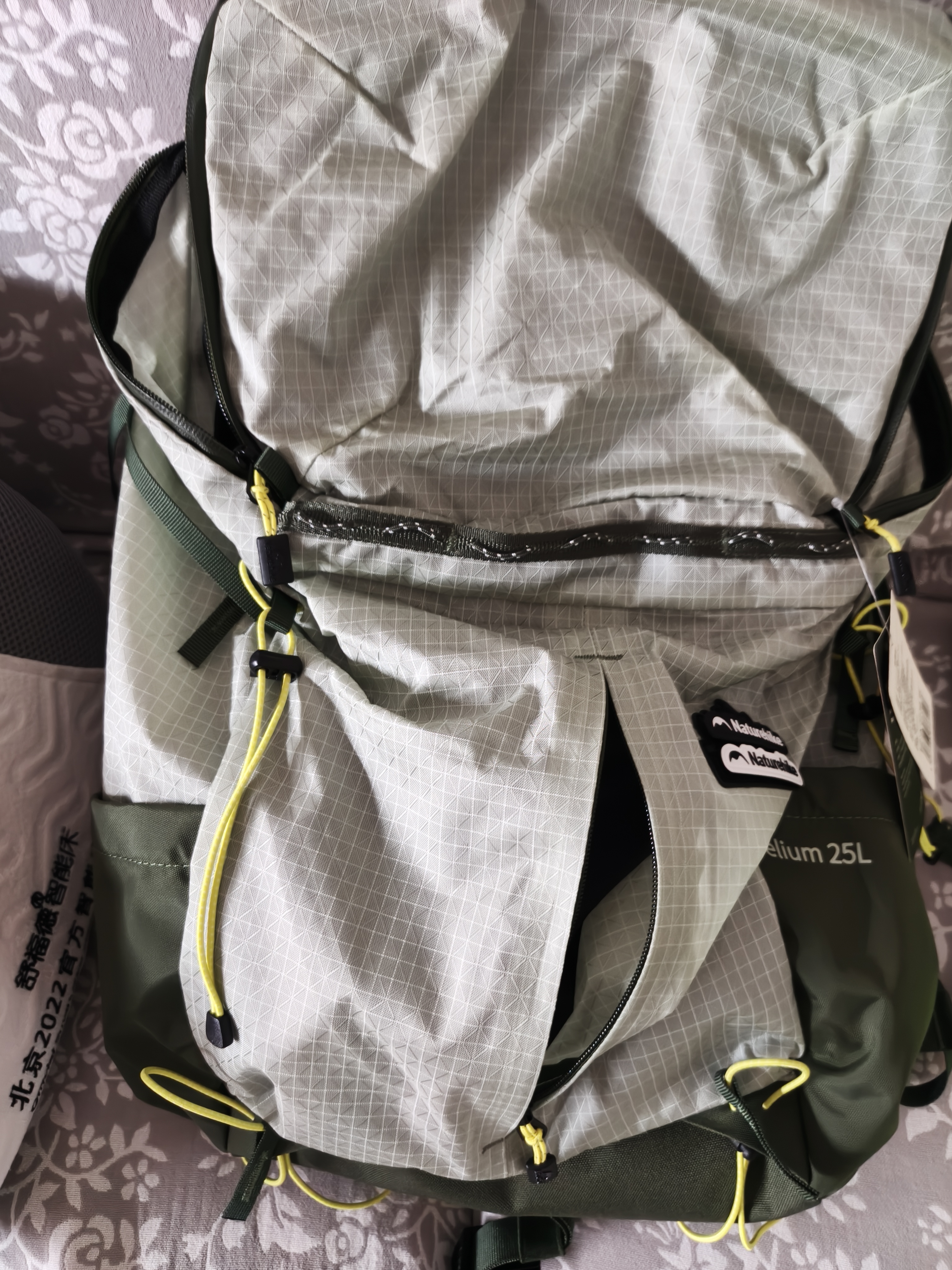 Naturehike挪客登山包轻量化户外徒步背包男士通勤双肩包女轻便旅行包氦25L 实拍图