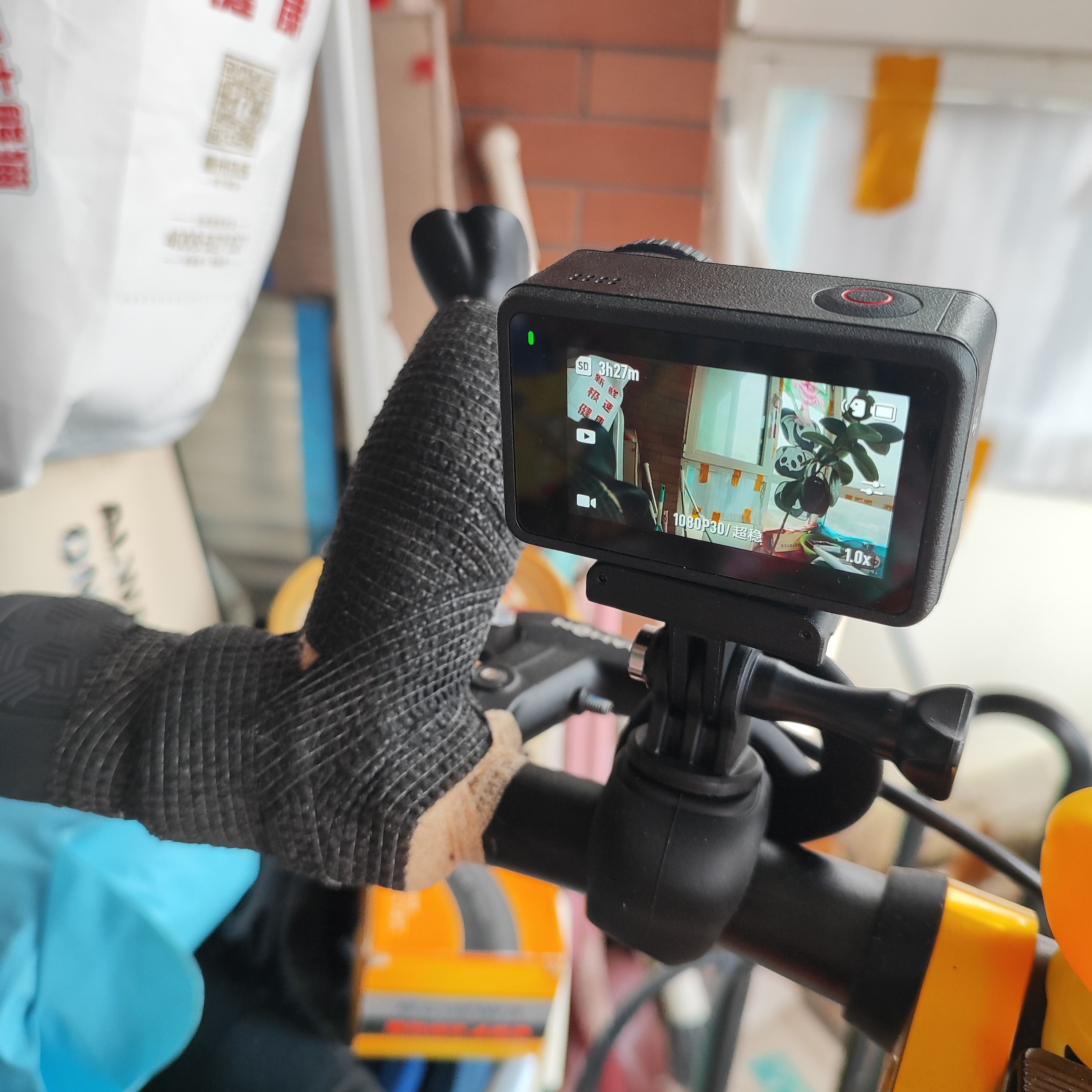 TELESIN(泰迅)大疆action6/5pro 4车把夹nano柔性支架适配gopro固定支架insta360钓鱼自行车骑行支架 实拍图