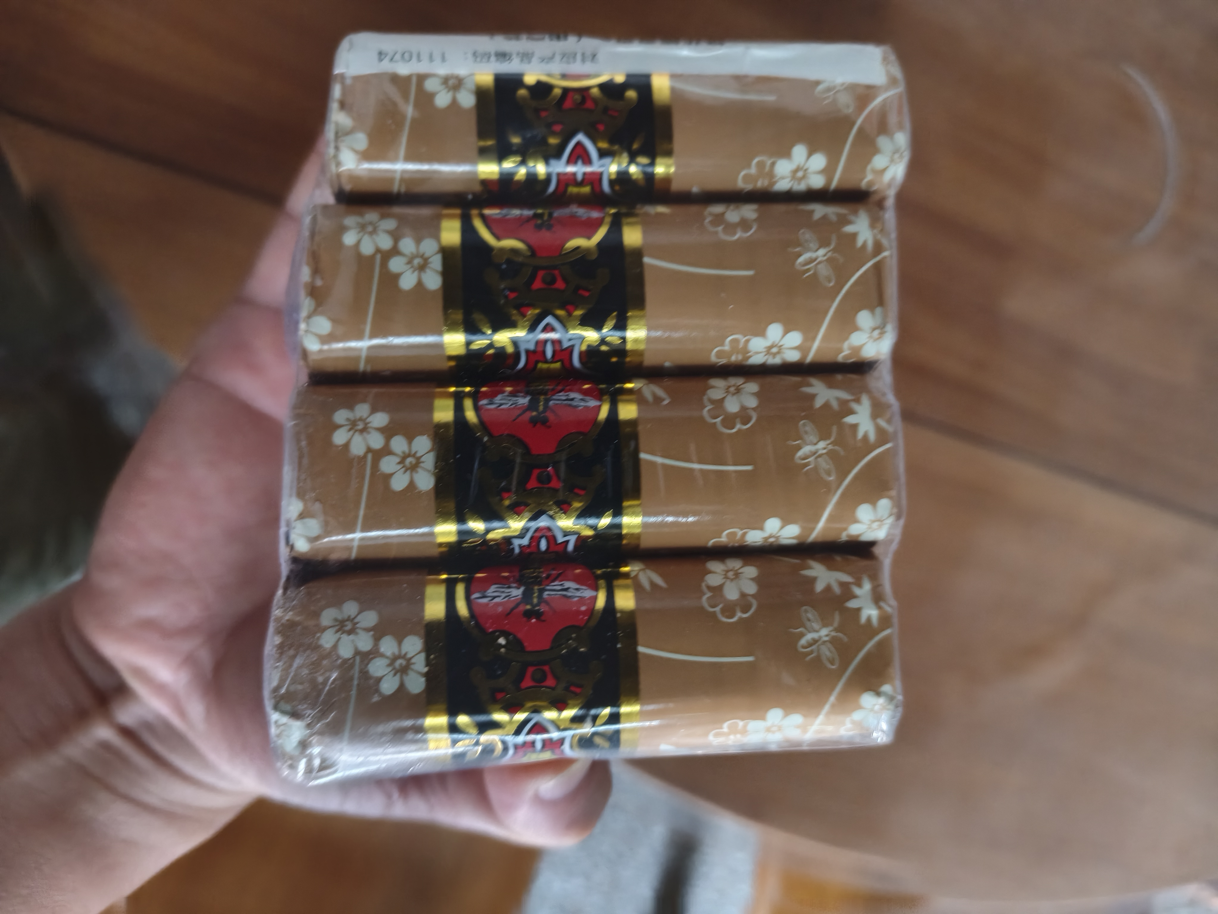 蜂花檀香皂125g*4块沐浴肥皂洗手香氛皂香体洗澡留香多用皂男士女士 实拍图