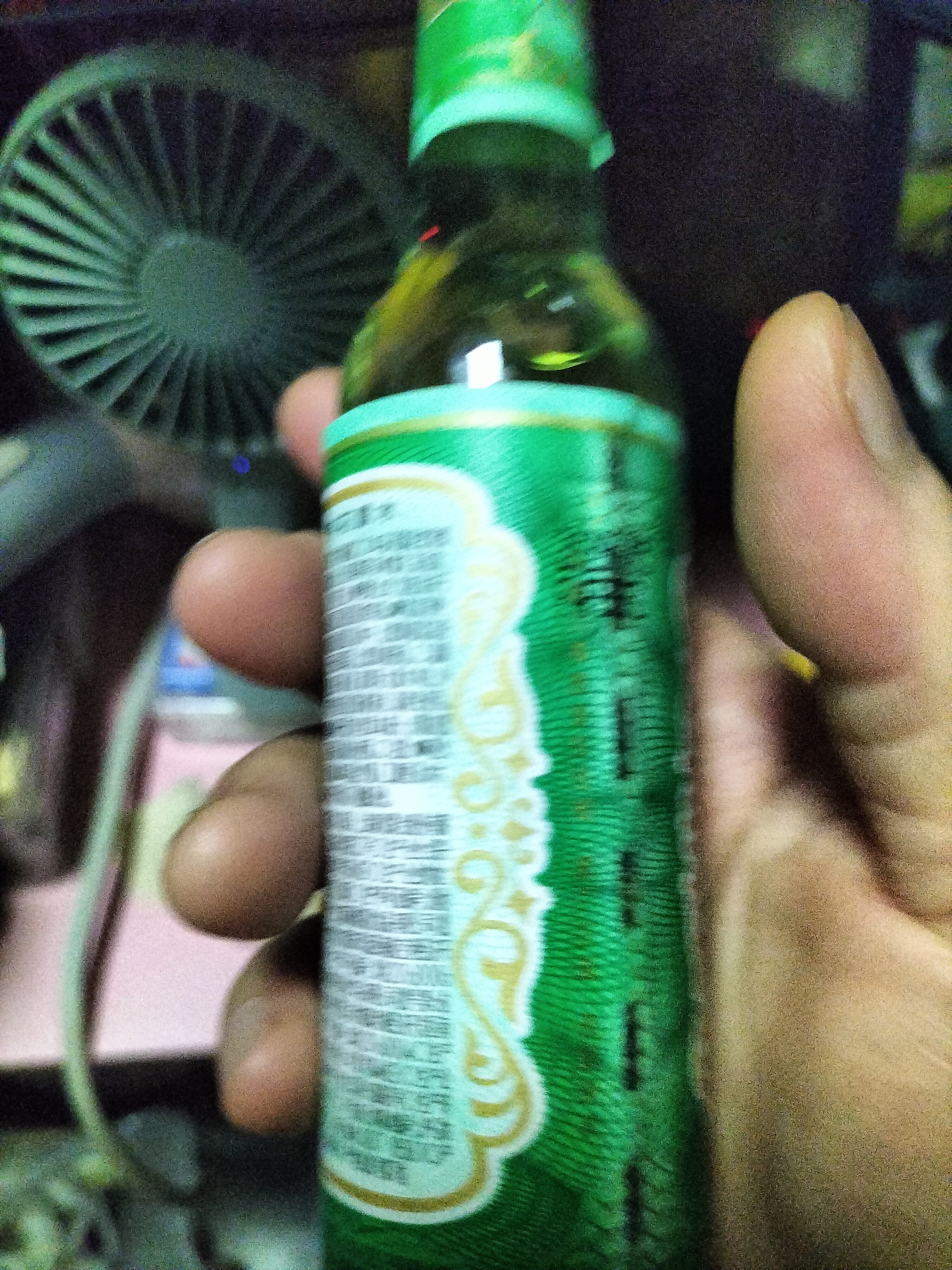 六神玻瓶花露水经典原香止痒舒缓薄荷清凉清香便携小瓶 【经典玻瓶】花露水95ml 实拍图