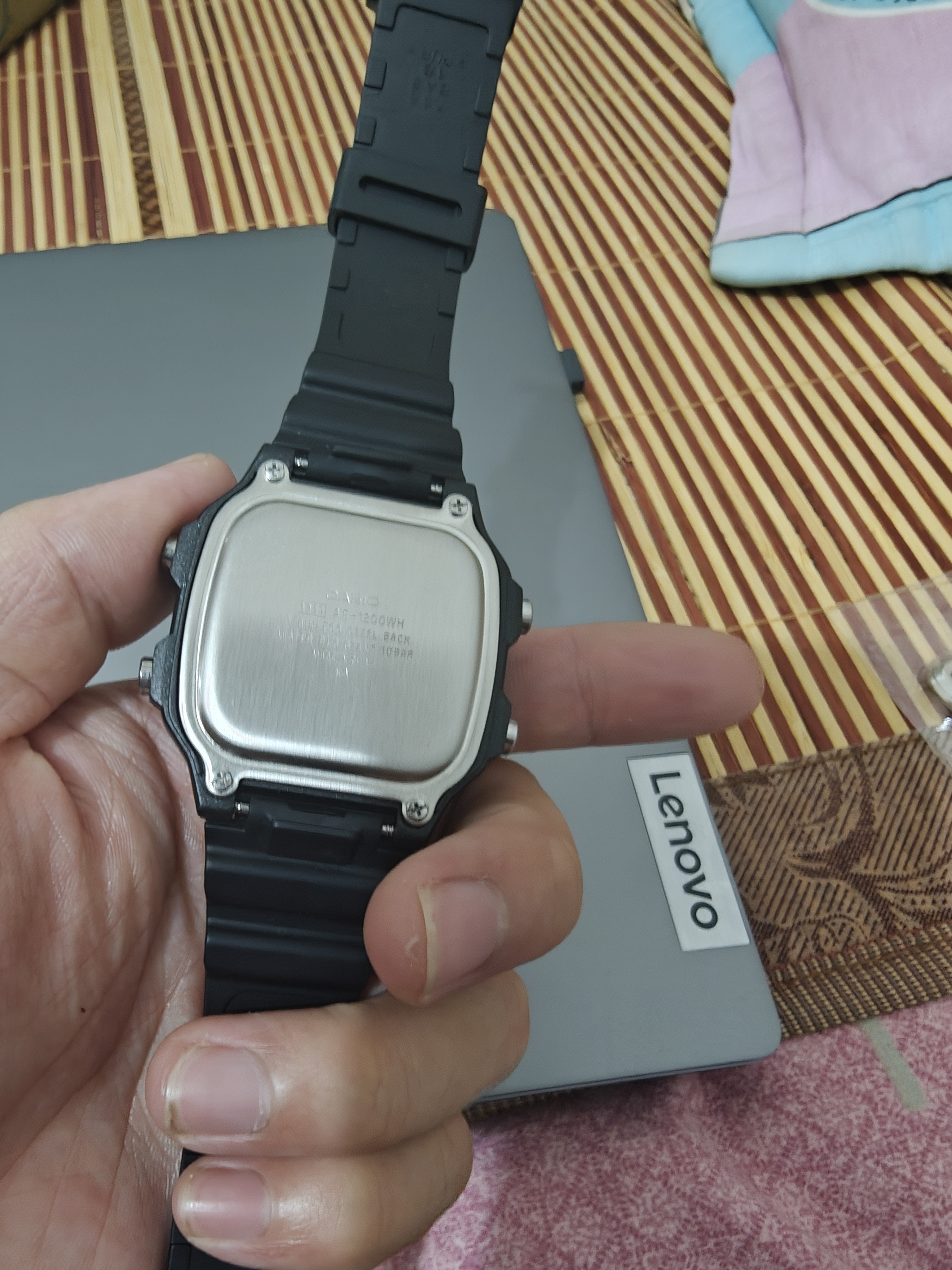 卡西欧（CASIO）小方块手表 ae1200电子表男士学生复古小银块石英表男款 新款礼物 AE-1200WH-1A 实拍图