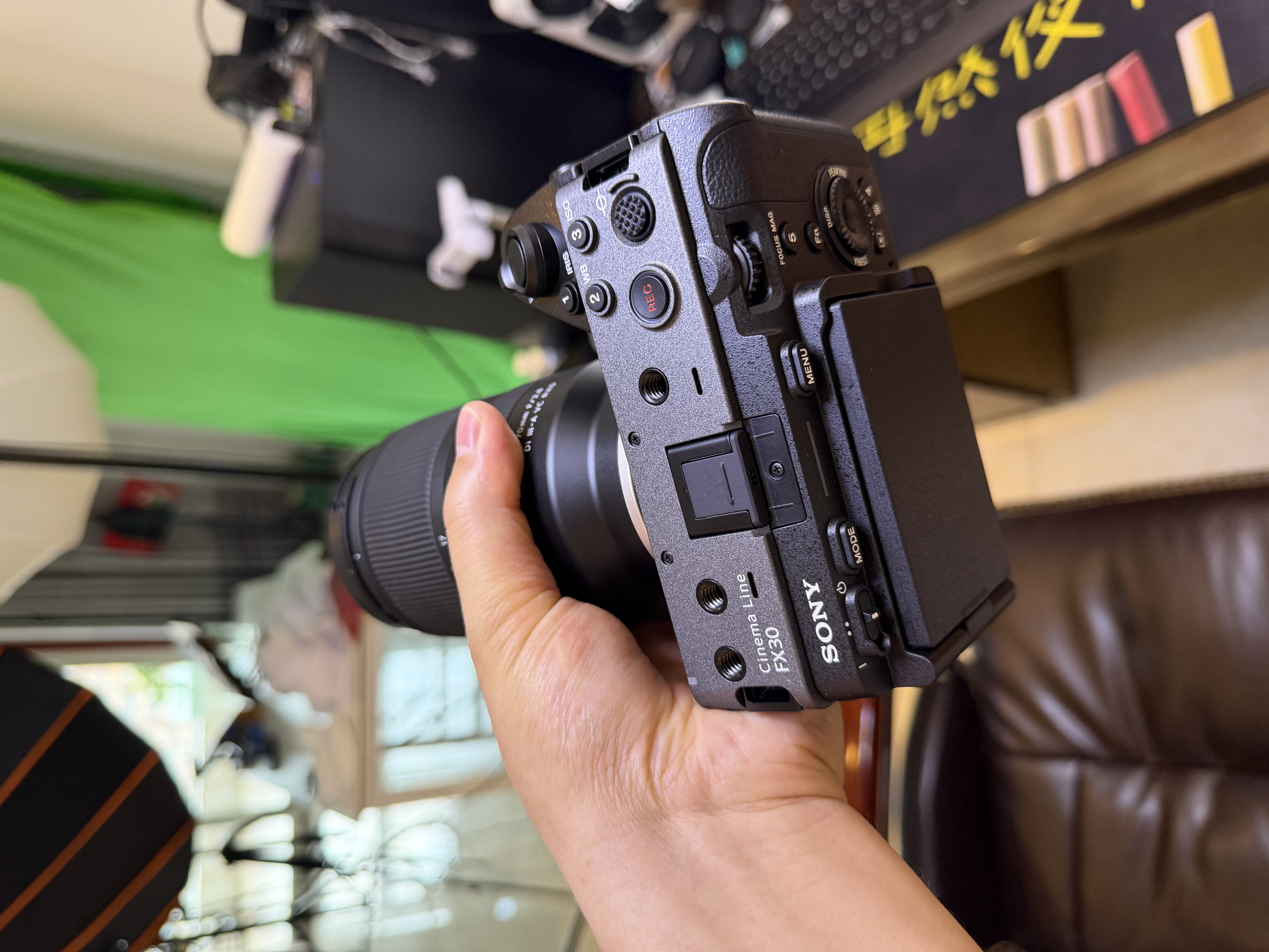 索尼（SONY） ILME-FX30高清数码摄像机4K电影摄影机便携式专业拍摄直播旅游手持随身录像机 FX30B+腾 龙17-70F2.8（大光圈） 标配 实拍图