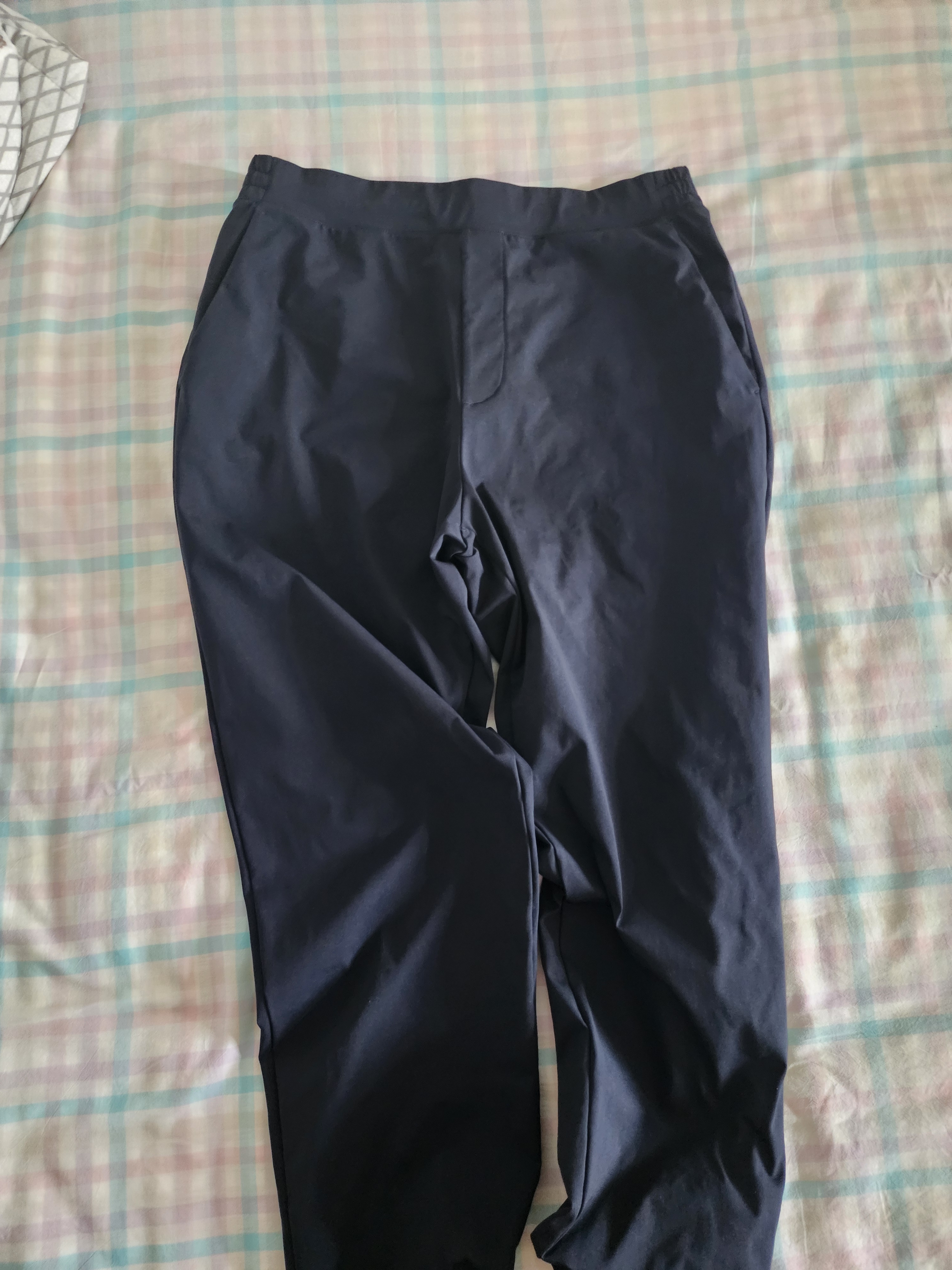 优衣库高弹力窄口九分裤DRY-EX速干常规款男女装轻薄运动裤482763 482763/69藏青色 L 实拍图