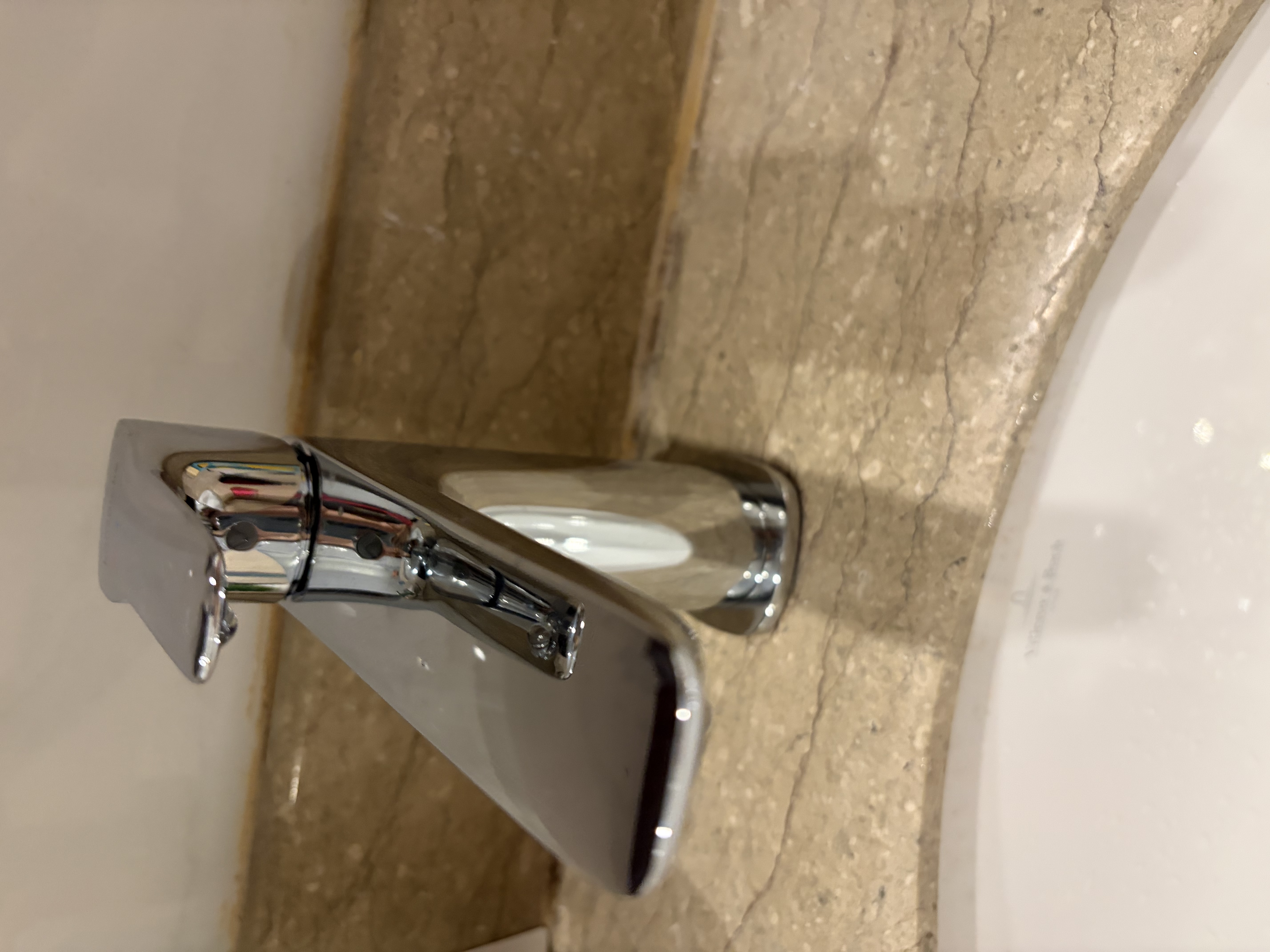 汉斯格雅（Hansgrohe）面盆龙头冷启动空气注入单孔矮款镀铬71303 实拍图