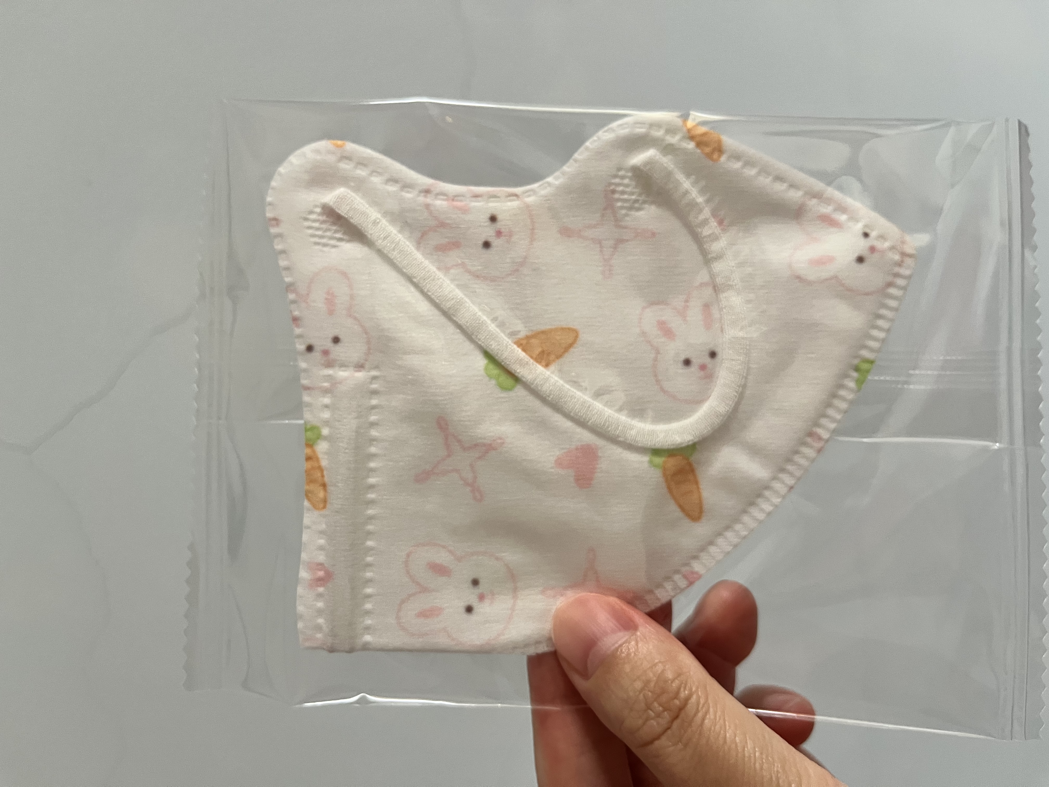超亚 儿童3d立体口罩医用外科儿童口罩3-6岁小孩夏季薄款独立包装30只 实拍图