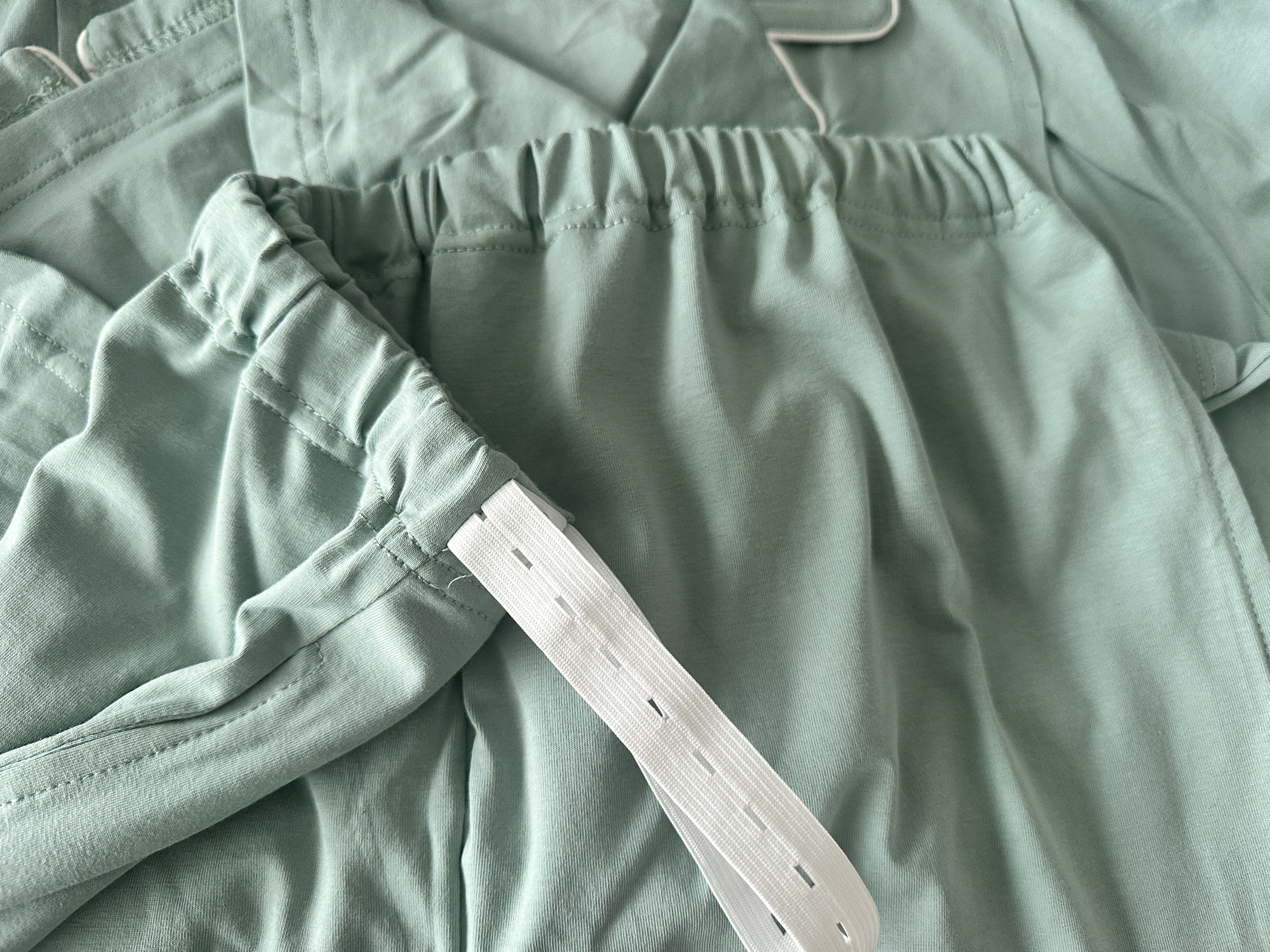 十月结晶月子服外穿春夏秋冬四季产后哺乳装孕妇睡衣居家服可外出套装穿搭 雅绿【200g/㎡吸汗透气】 L码【建议115-145斤】 实拍图