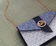 MICHAEL KORS【京东独家】七夕约会轻奢MK女包MK CHARM链条信封包 中号 海军蓝 实拍图
