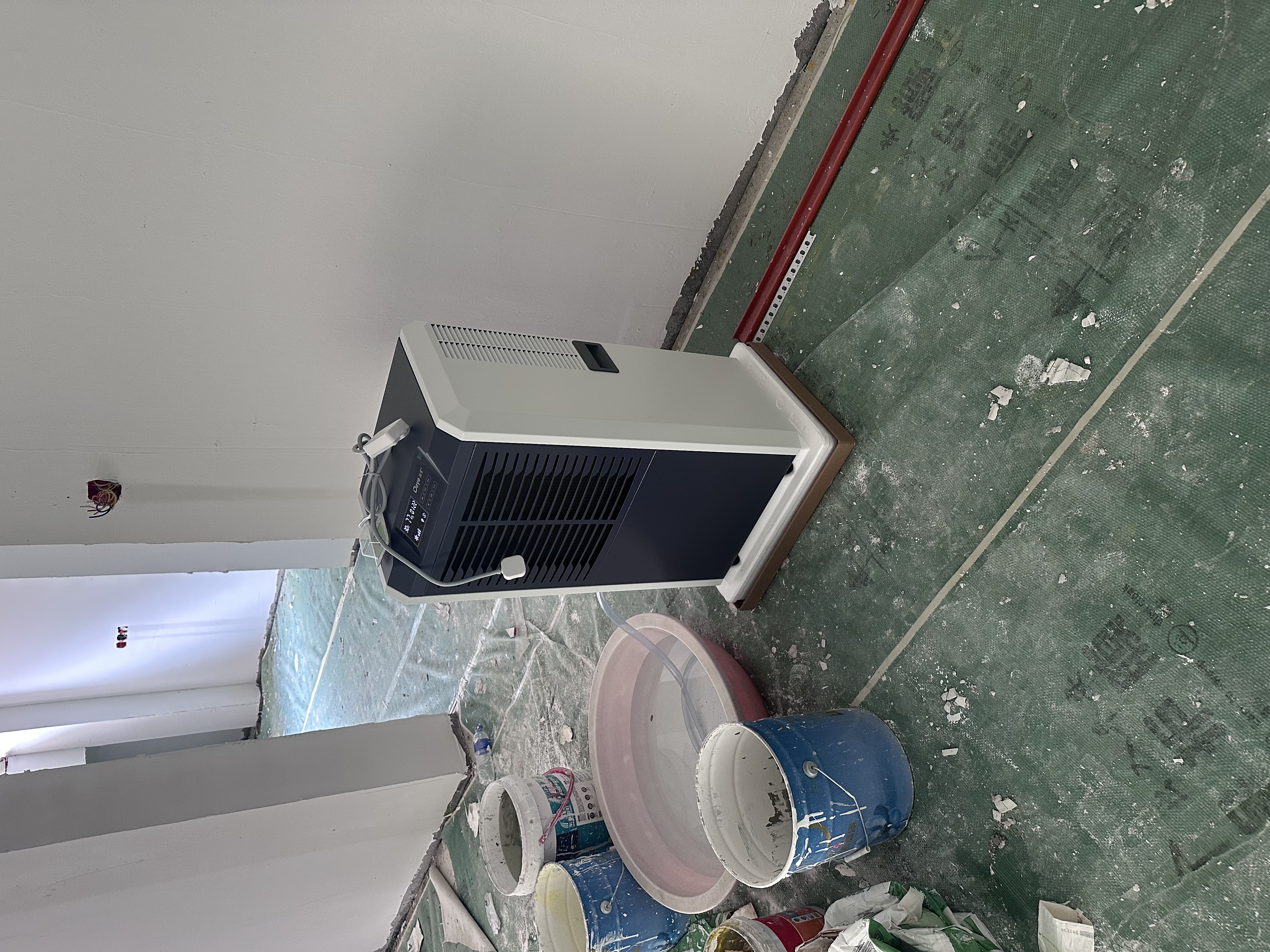 德业（Deye）除湿机/抽湿机 除湿量70升/天适用200平方米 别墅地下室仓库车间大功率除湿器DY-890C 实拍图