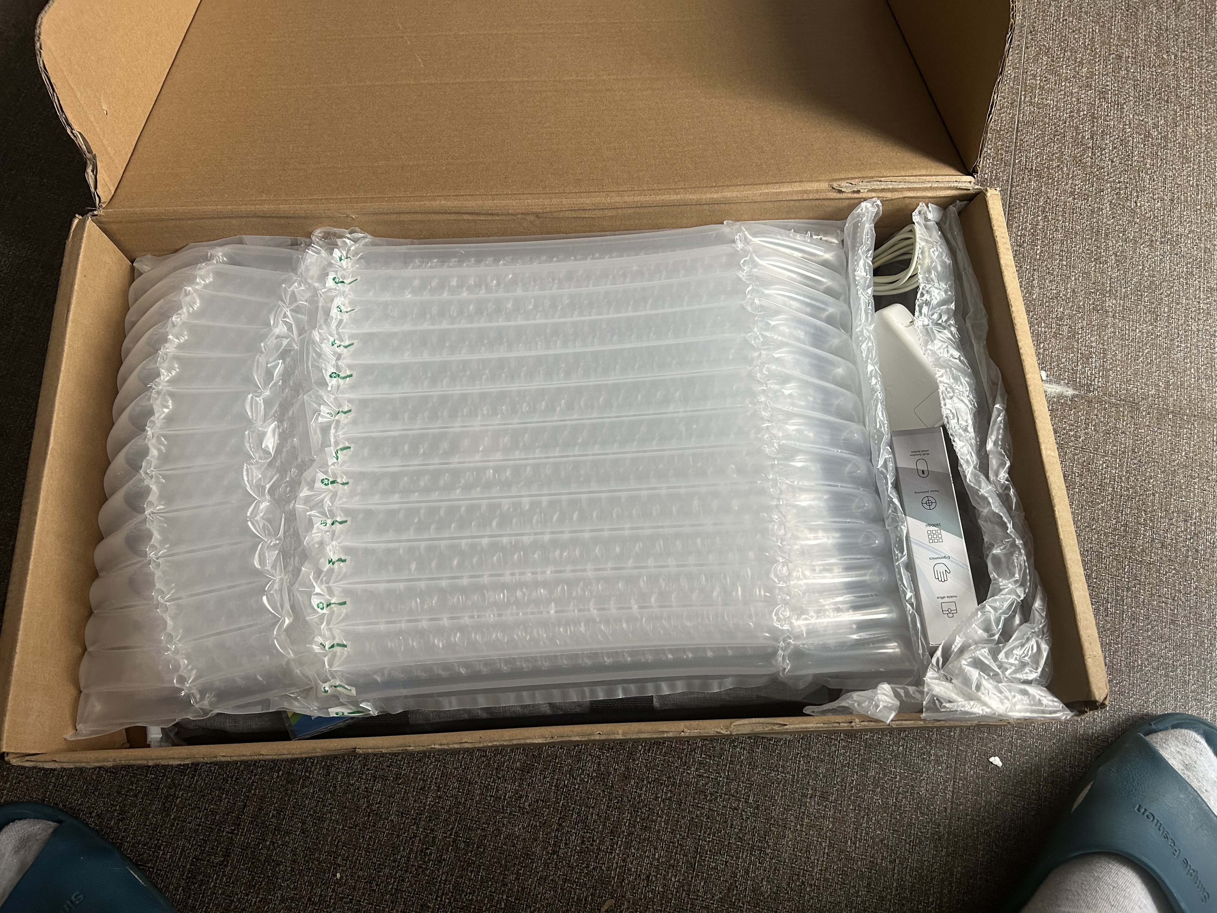 苹果（Apple） MacBook Pro/Air 二手苹果笔记本电脑 商务 办公 游戏 设计 剪辑 95新15寸XC2-i7-16G/512G 实拍图