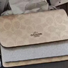 蔻驰（COACH）【品牌直供】女士小号手提单肩斜挎风琴包CW206七夕礼物 实拍图